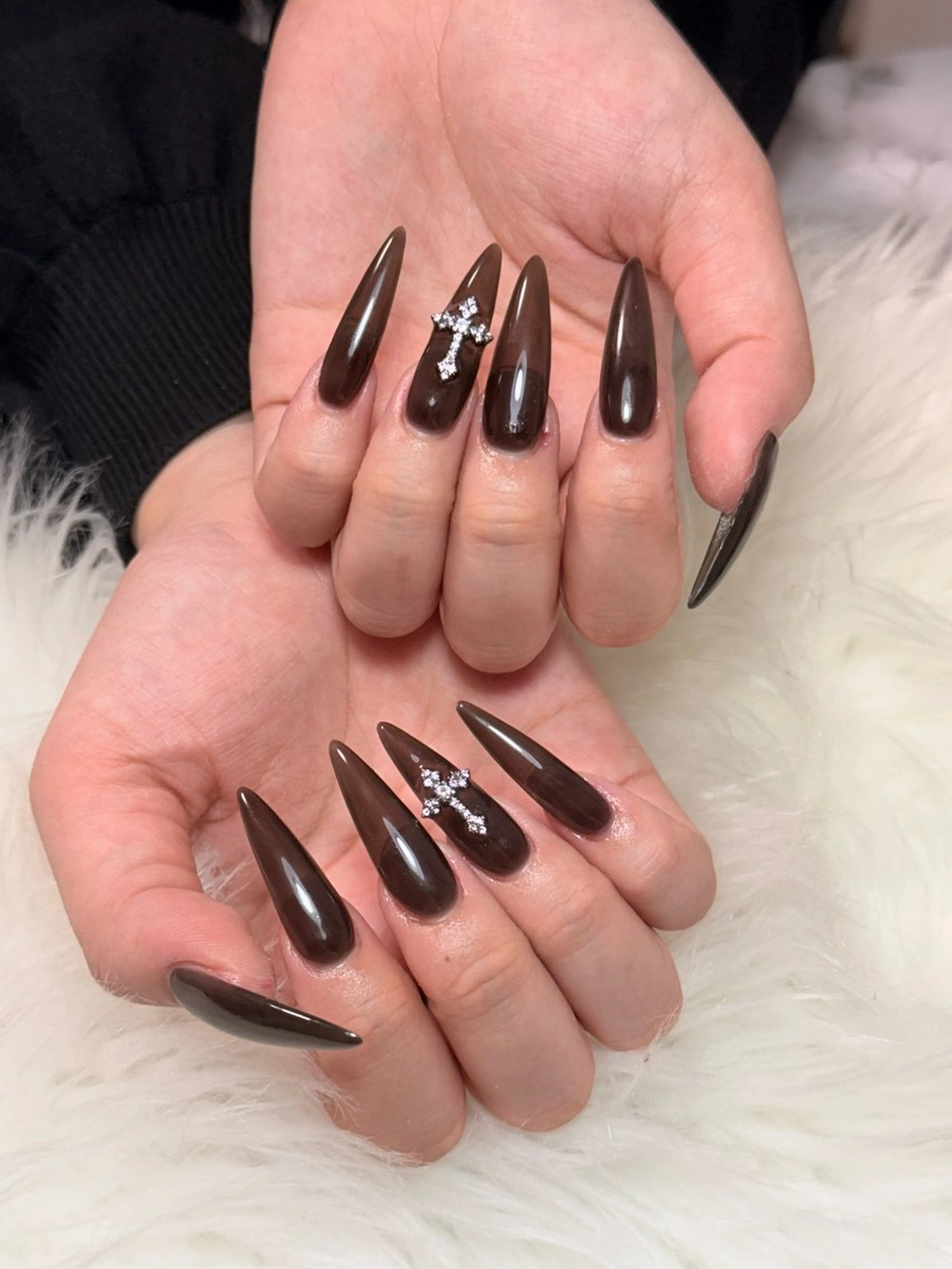 ネイル 長さ出し ワンカラーネイル ネイルチップ 西野 カナのネイルデザイン