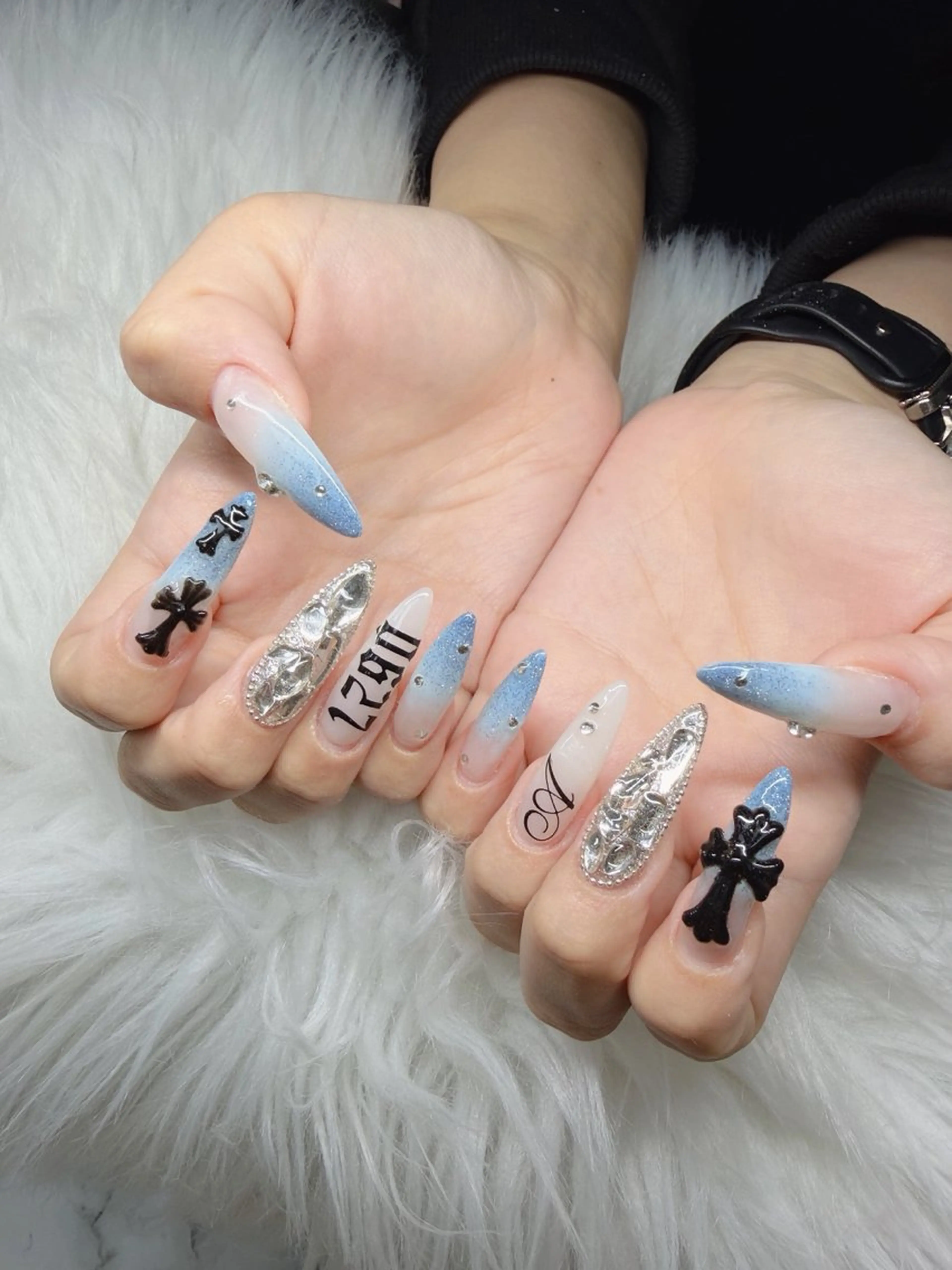 ネイル Lee Nailsのネイルデザイン