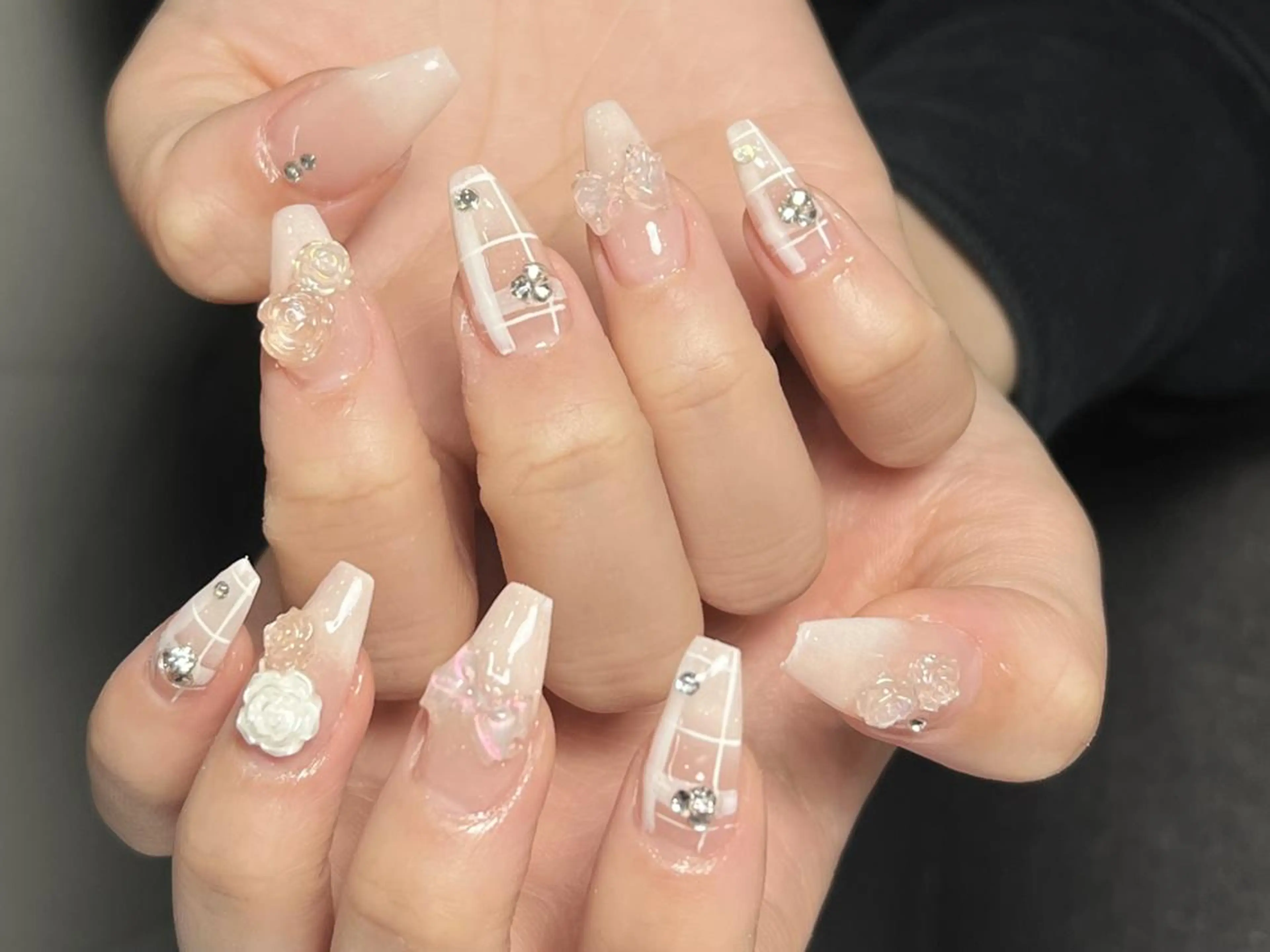 ネイル 長さ出し グラデーション 卒業式 キラキラネイル マグネットネイル YUNA Belle Nail 池袋のネイルデザイン