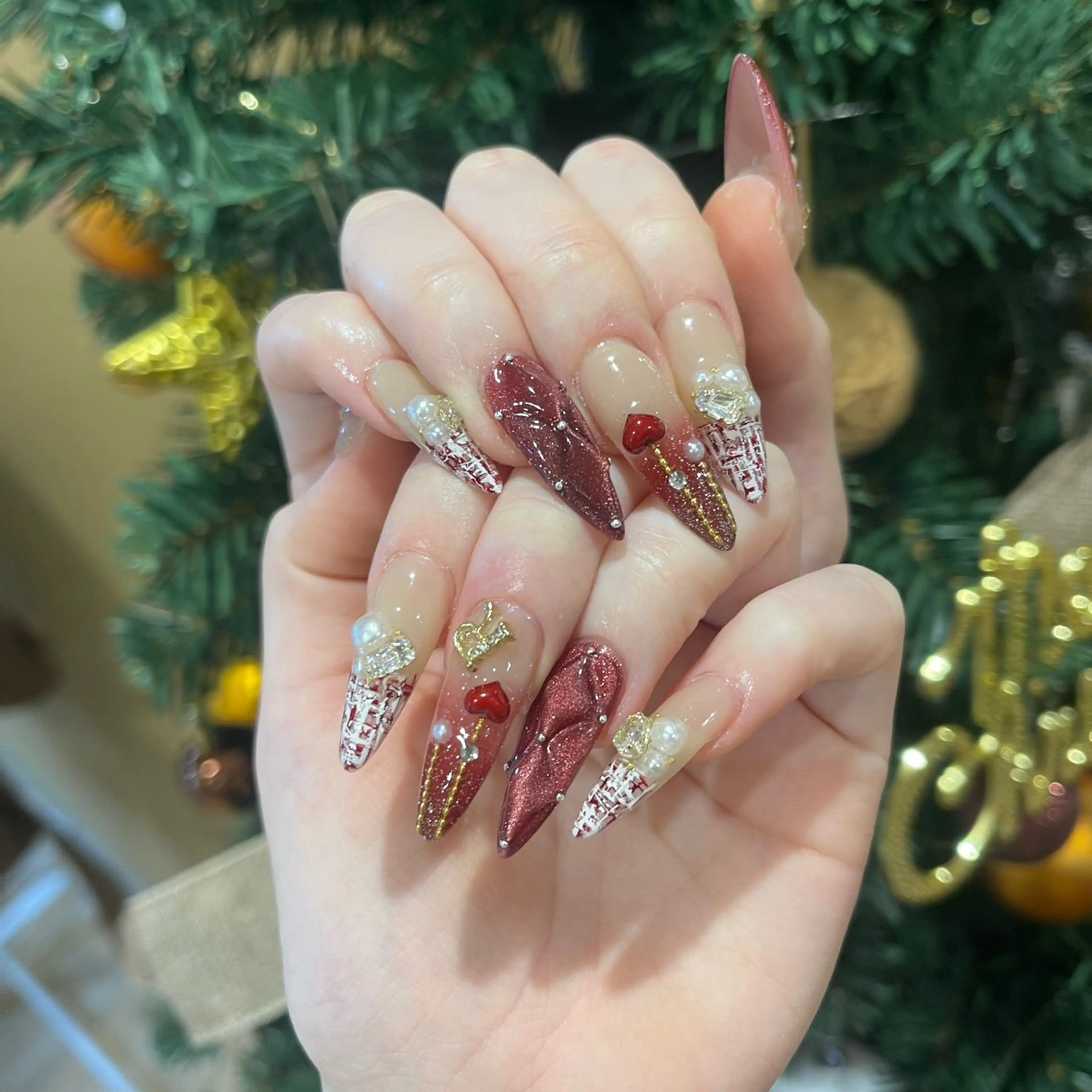 ミディアム Chiin Nailのネイルデザイン