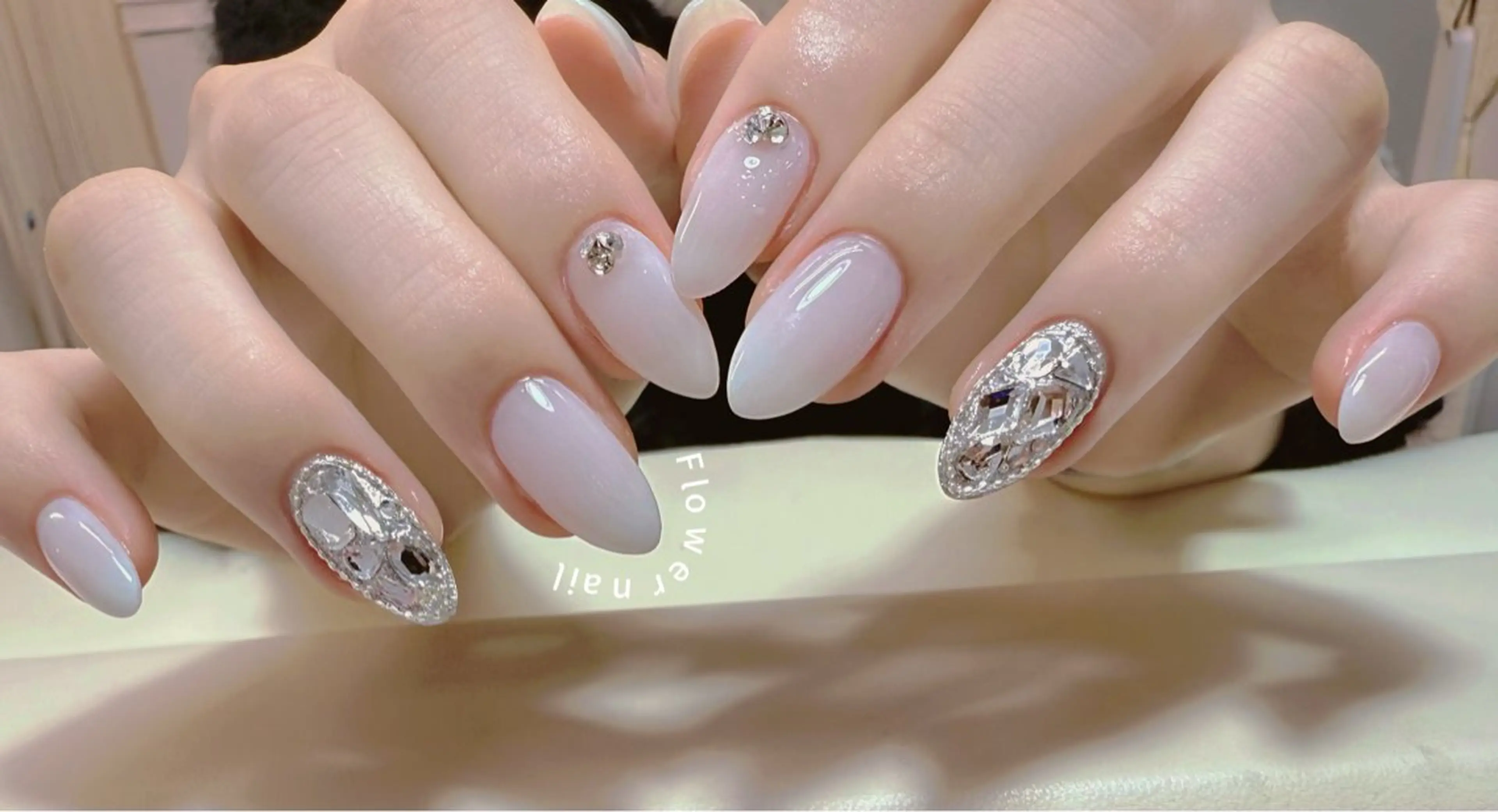 ネイル Flower nailのネイルデザイン