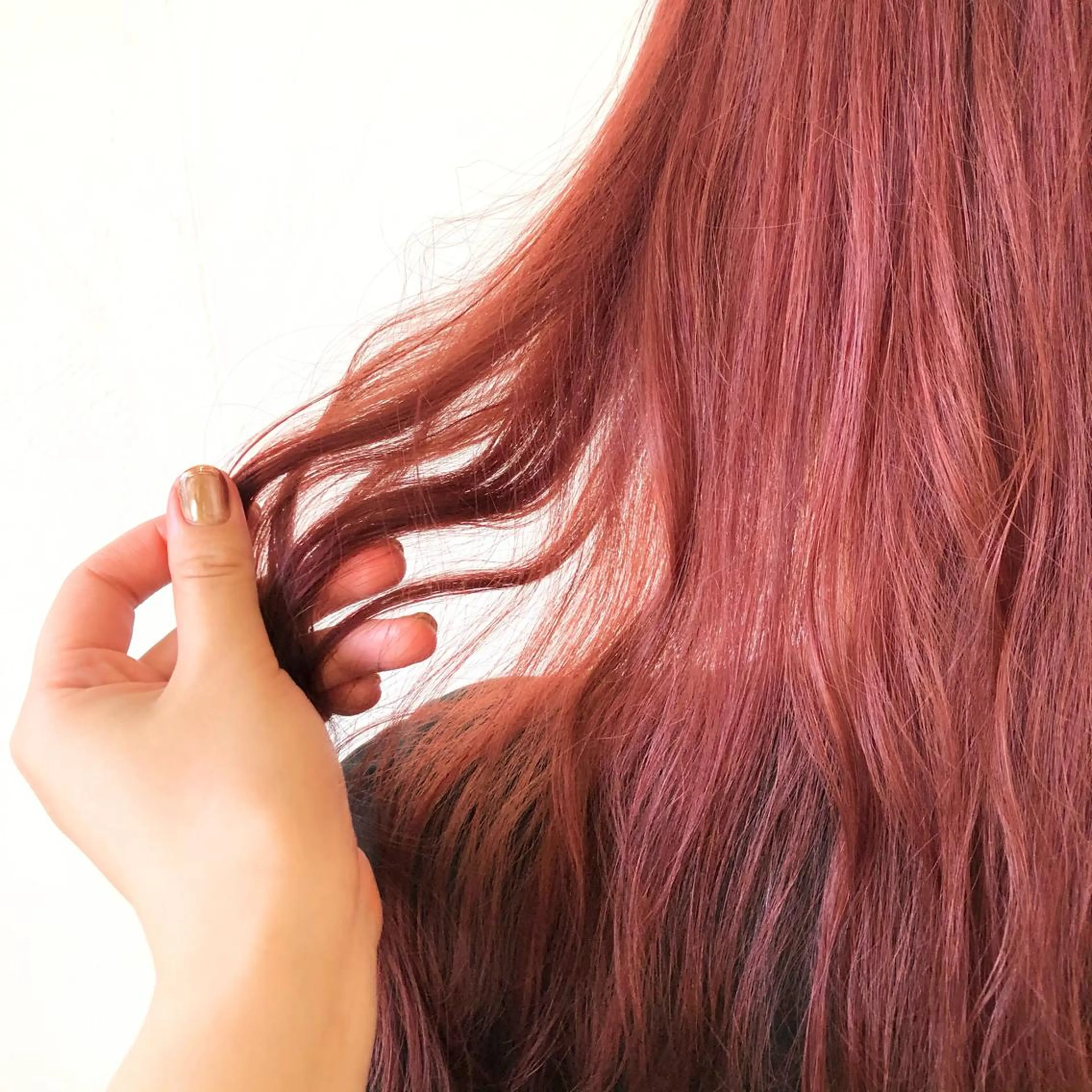 ロング カラー ブリーチ 透明感カラー 伊藤ゆかり/髪質改善 /透明感カラーのヘアスタイル