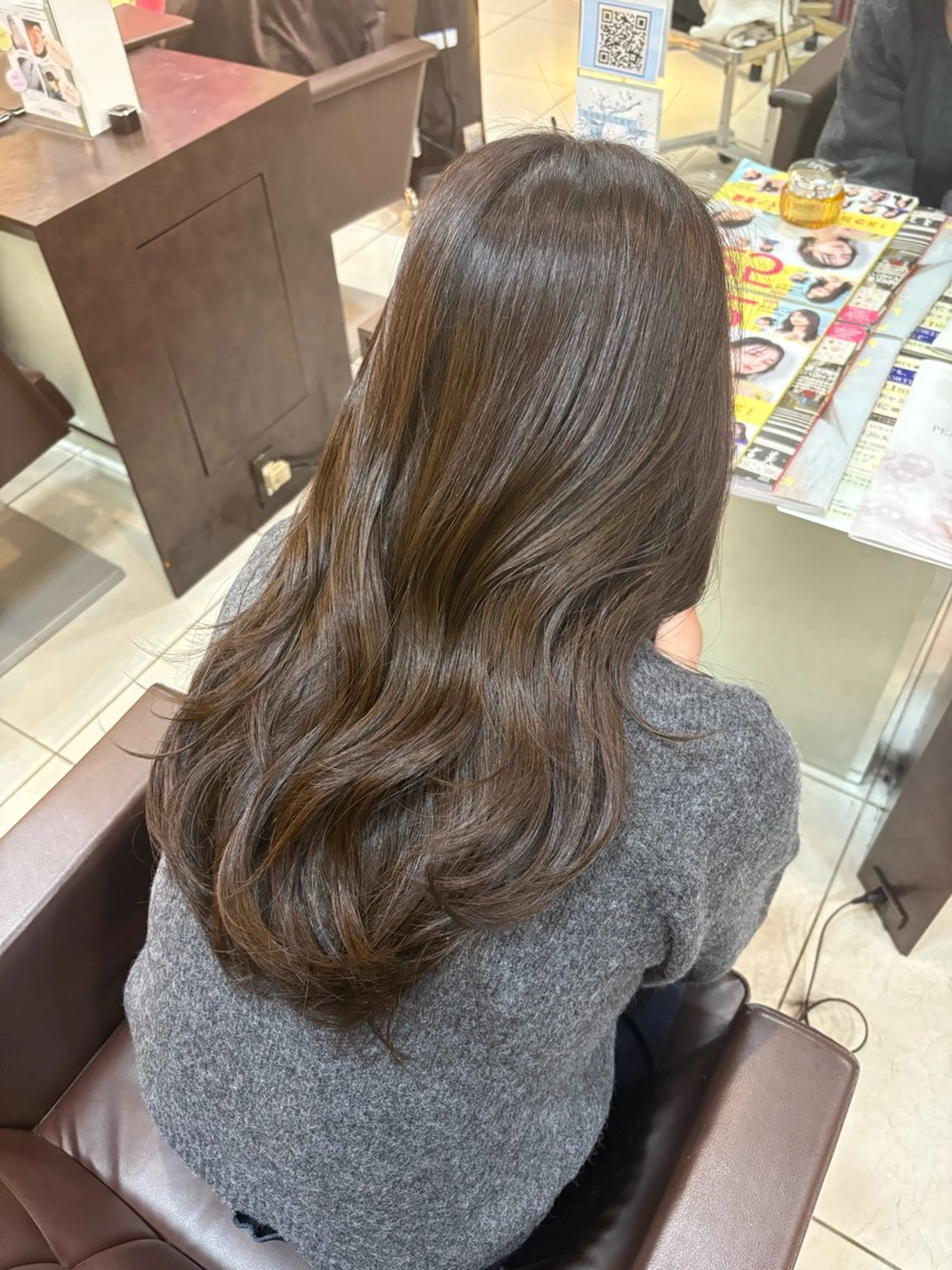 ロング カラー 透明感カラー 髪質改善 トリートメント 🤎韓国ヘア ベージュ まゆか🤎のヘアスタイル