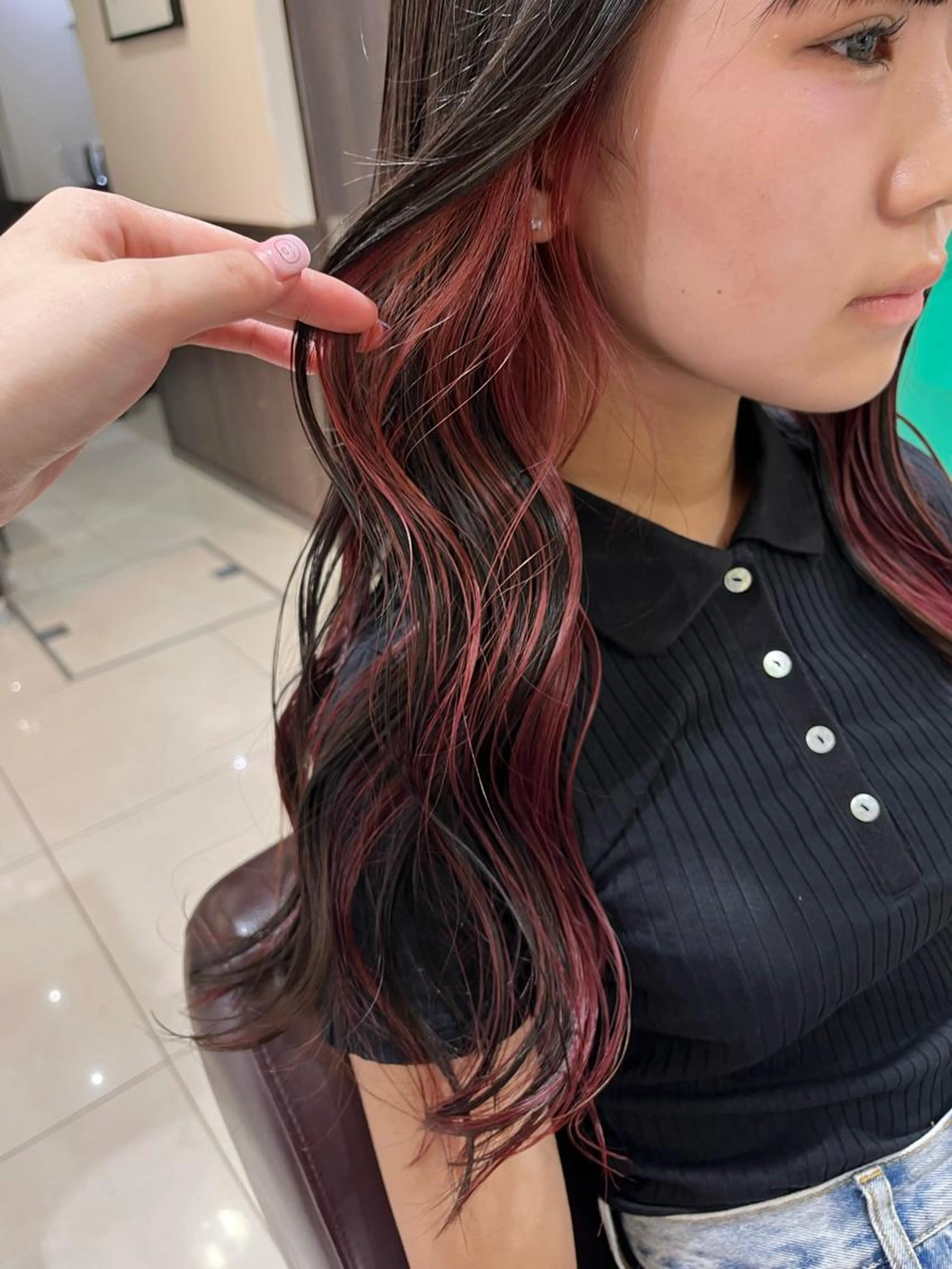 💡イヤリングカラー【ブリーチ込】+超音波トリートメント/さり気ないポイントカラー❣️の写真