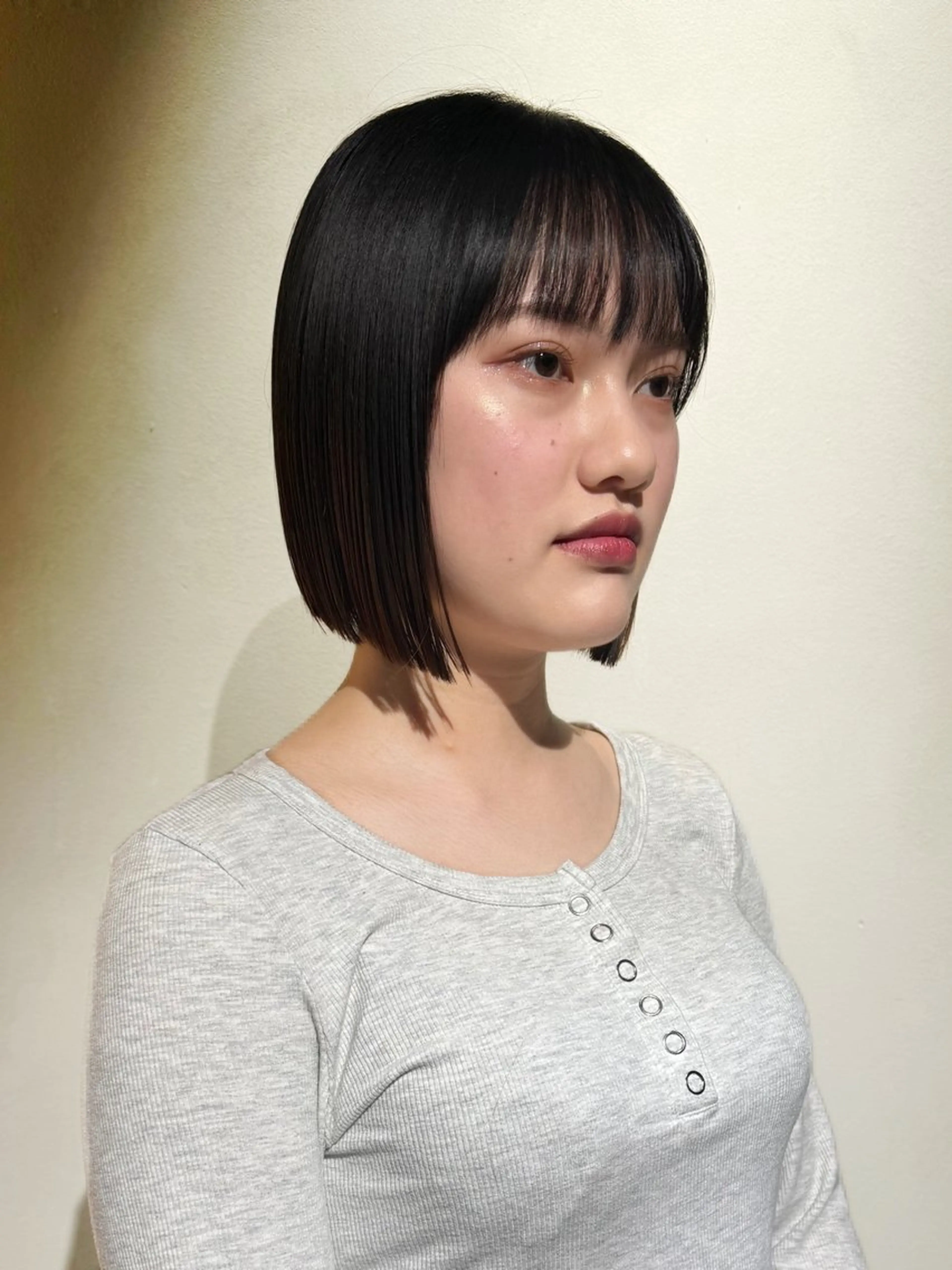 ミディアム NEWTON 🌟カットモデル募集のヘアスタイル