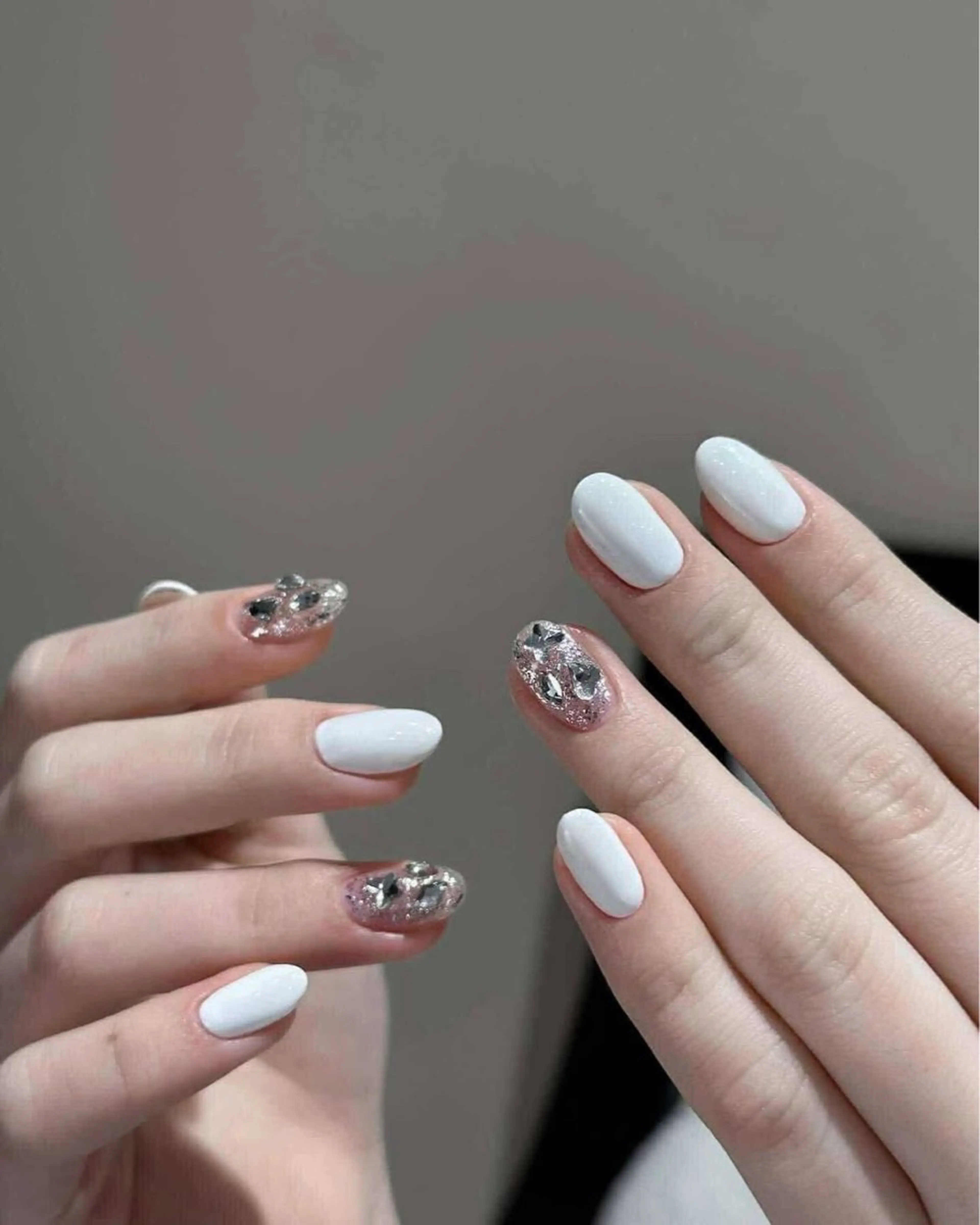 ネイル フレンチネイル ジェルネイル 韓国ネイル マグネットネイル ネイルチップ Rin Nail 新大久保店のネイルデザイン