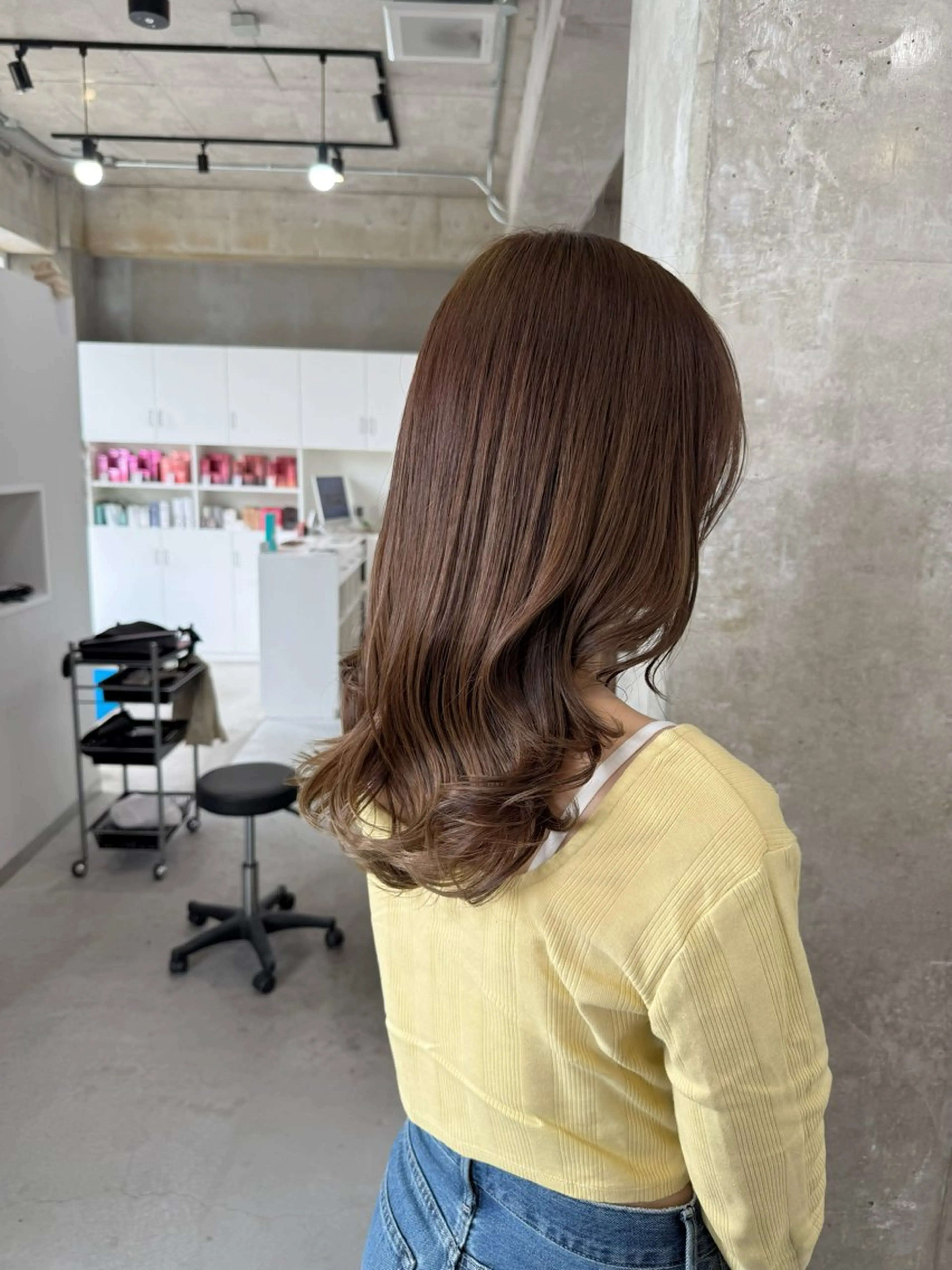 セミロング カラー レイヤーカット カット ヘアカラー トリートメント カイリ /レイヤーカットのヘアスタイル