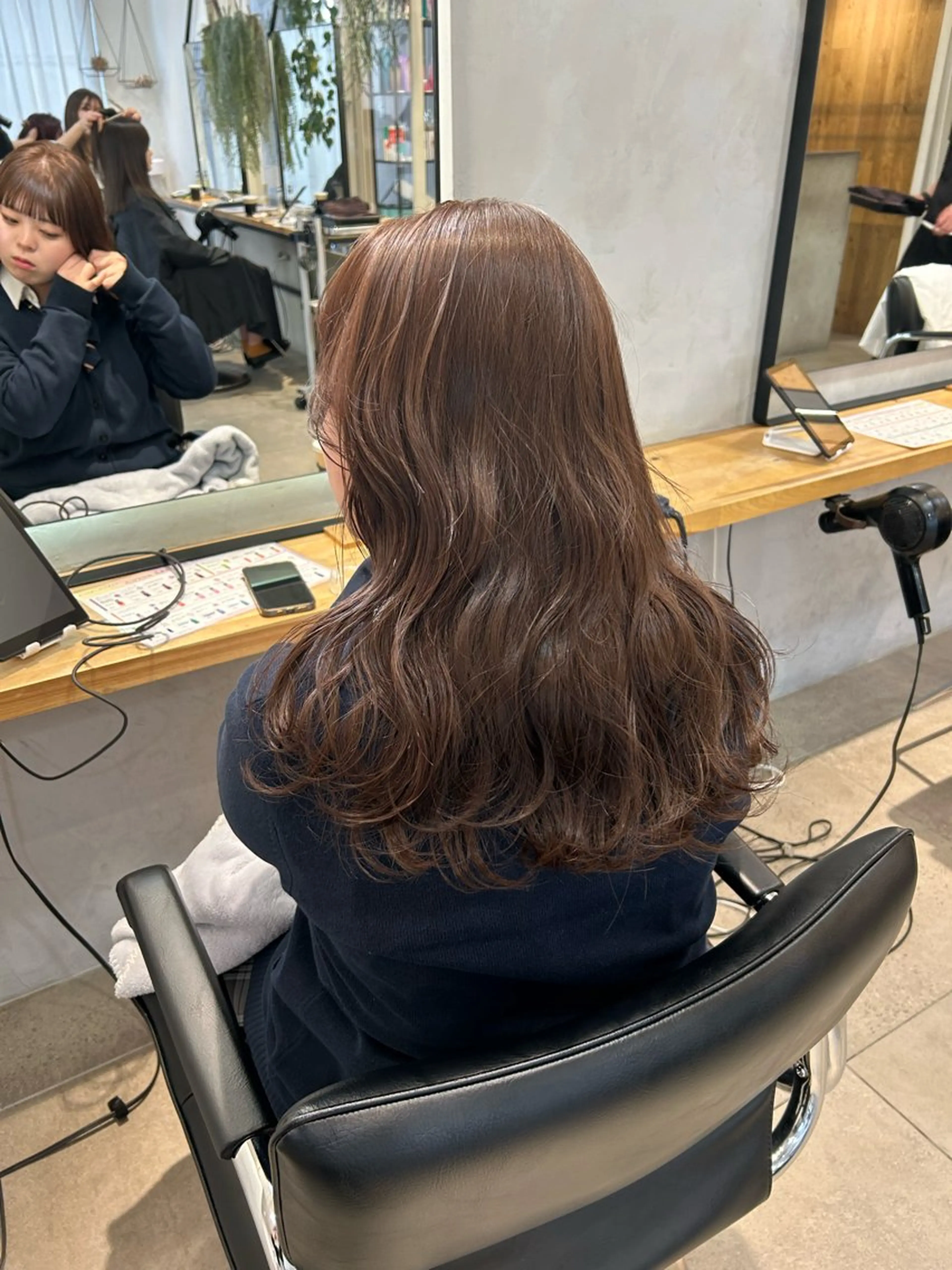 セミロング カラー ヘアカラー じゅわっと暖色カラー 🍊Moemiのヘアスタイル