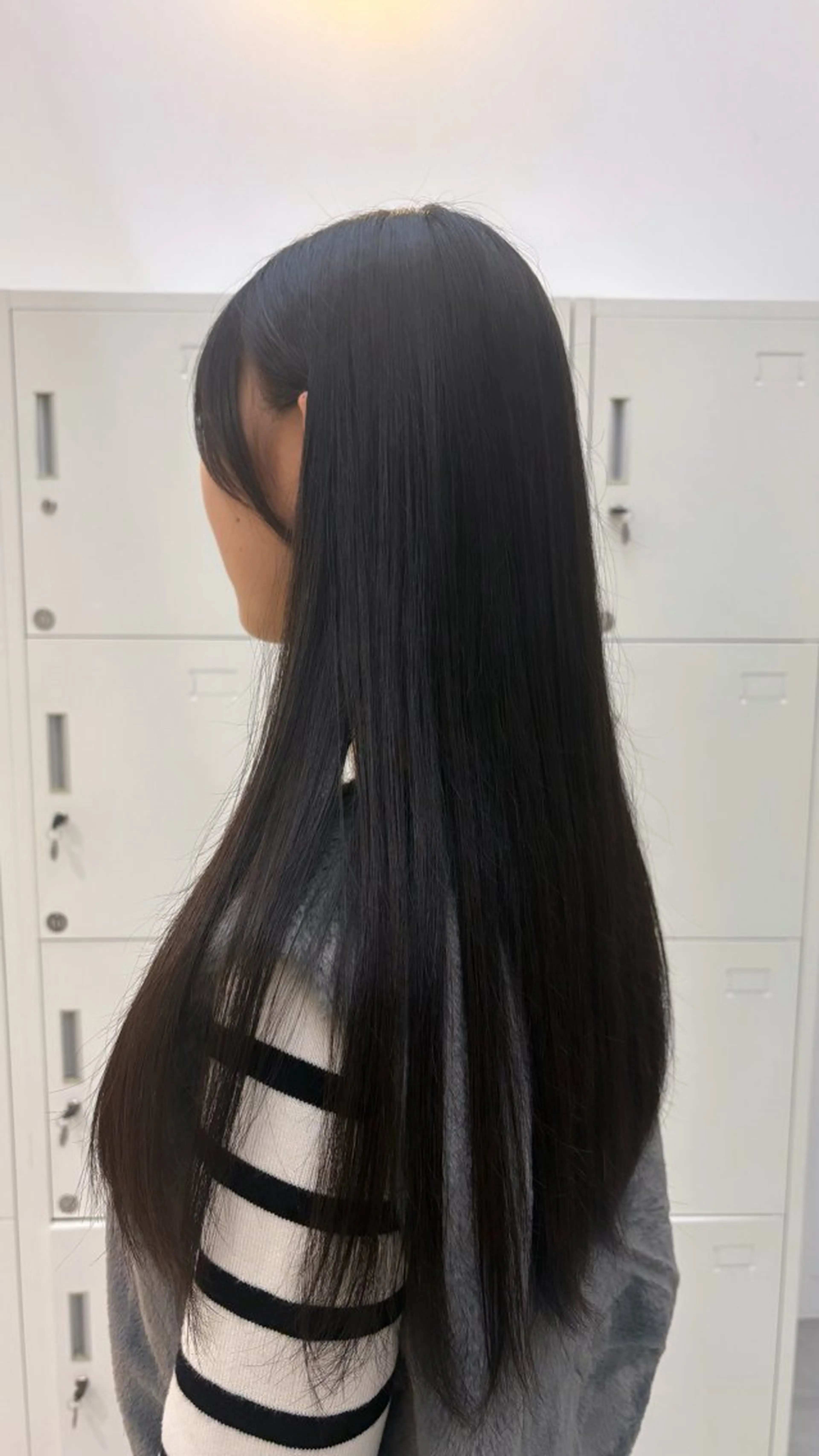 ロング 彦坂 柚羽のヘアスタイル