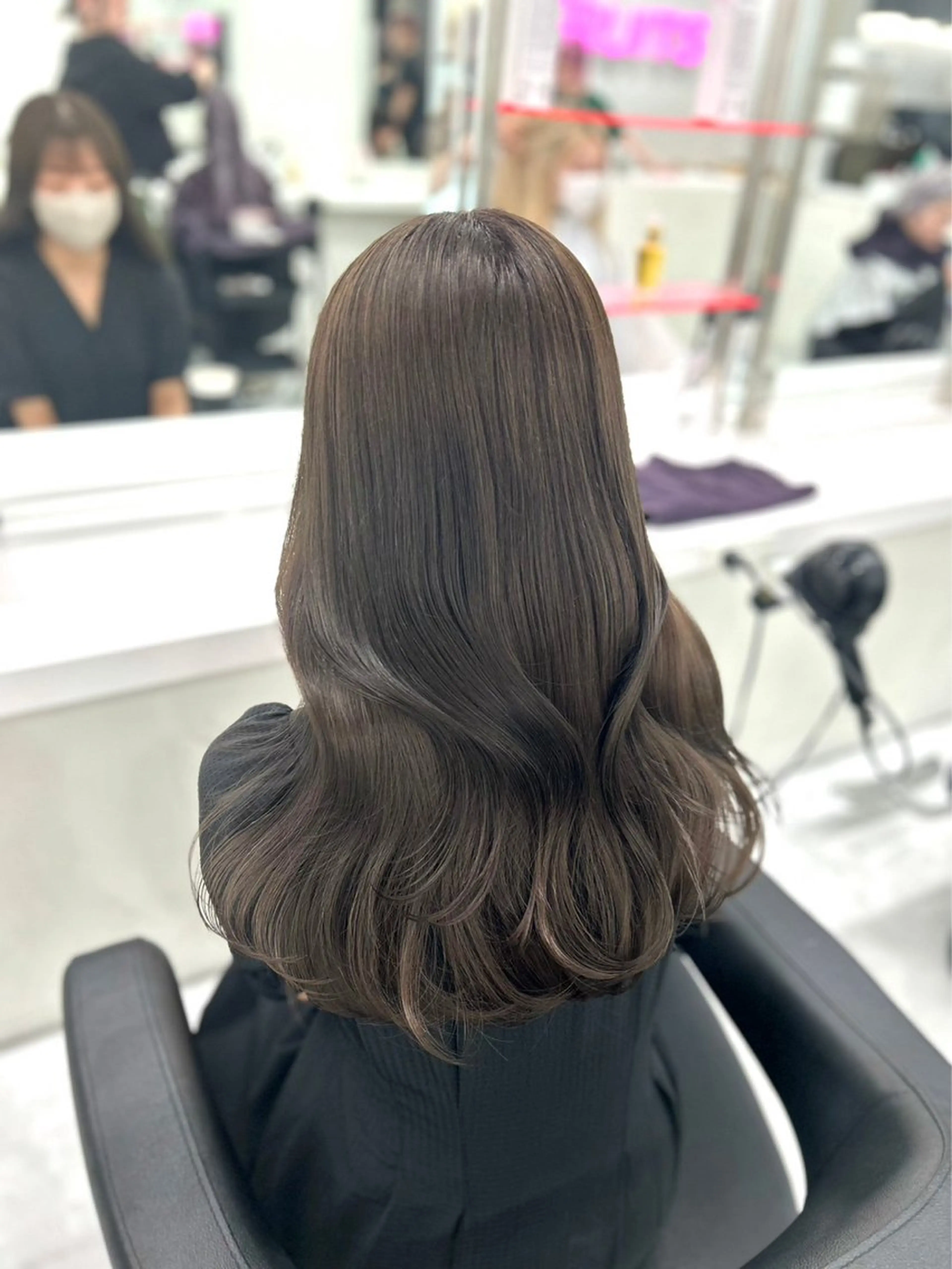 セミロング カラー ヘアカラー トリートメント ヘアセット 渋谷指名1位💖 カラーの達人❣️のヘアスタイル