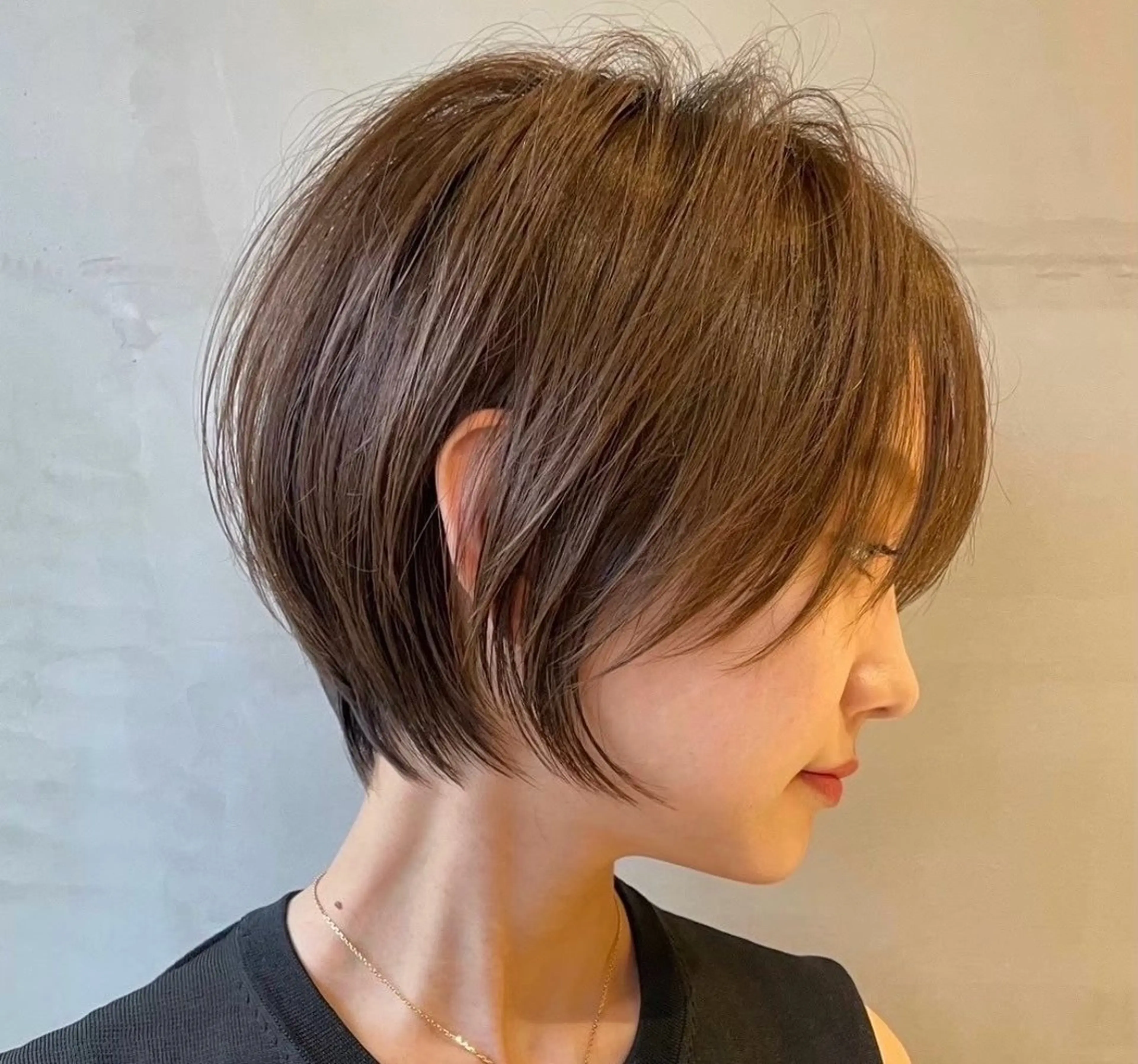 ショート カラー ショートヘア 縮毛矯正 《髪質改善✖️レイヤ ー🩶》ナオヤのヘアスタイル