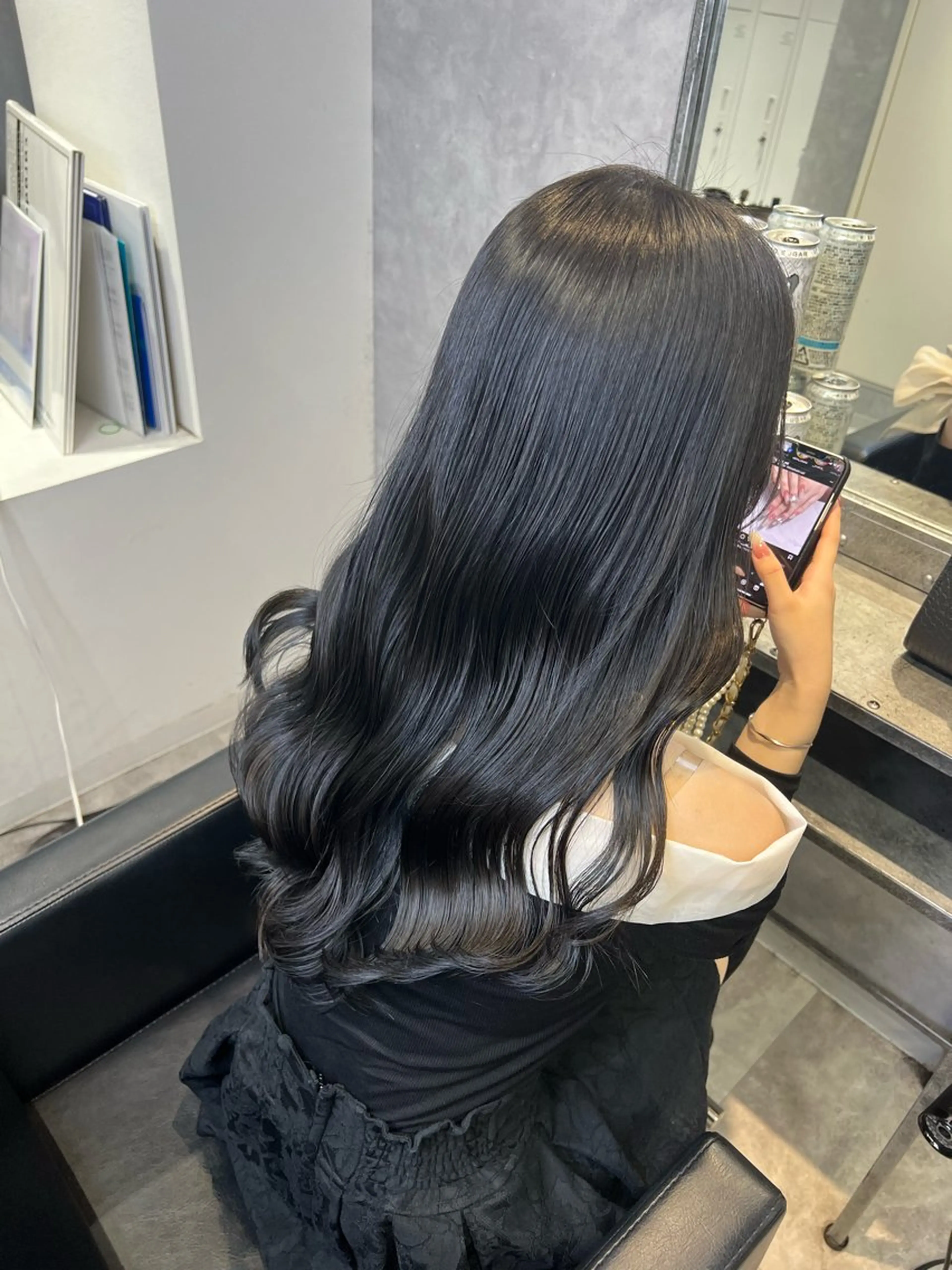 ミディアム カラー mimiiy梅田 中崎町ハイトーンのヘアスタイル