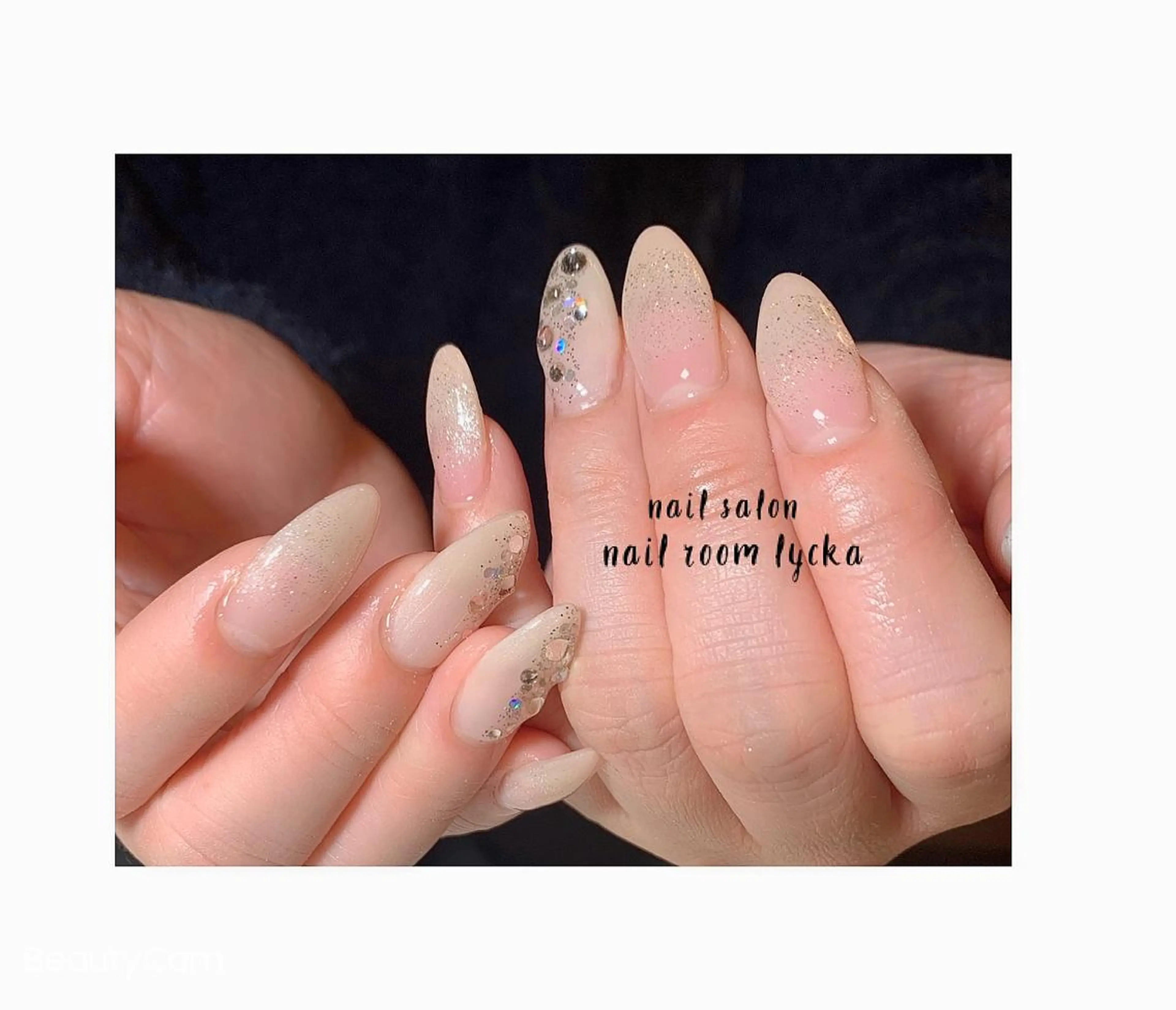 ネイル ジェルネイル パラジェル 冬ネイル ﾈｲﾙﾙｰﾑﾘｯｶ 𝐦𝐚𝐲𝐮のネイルデザイン