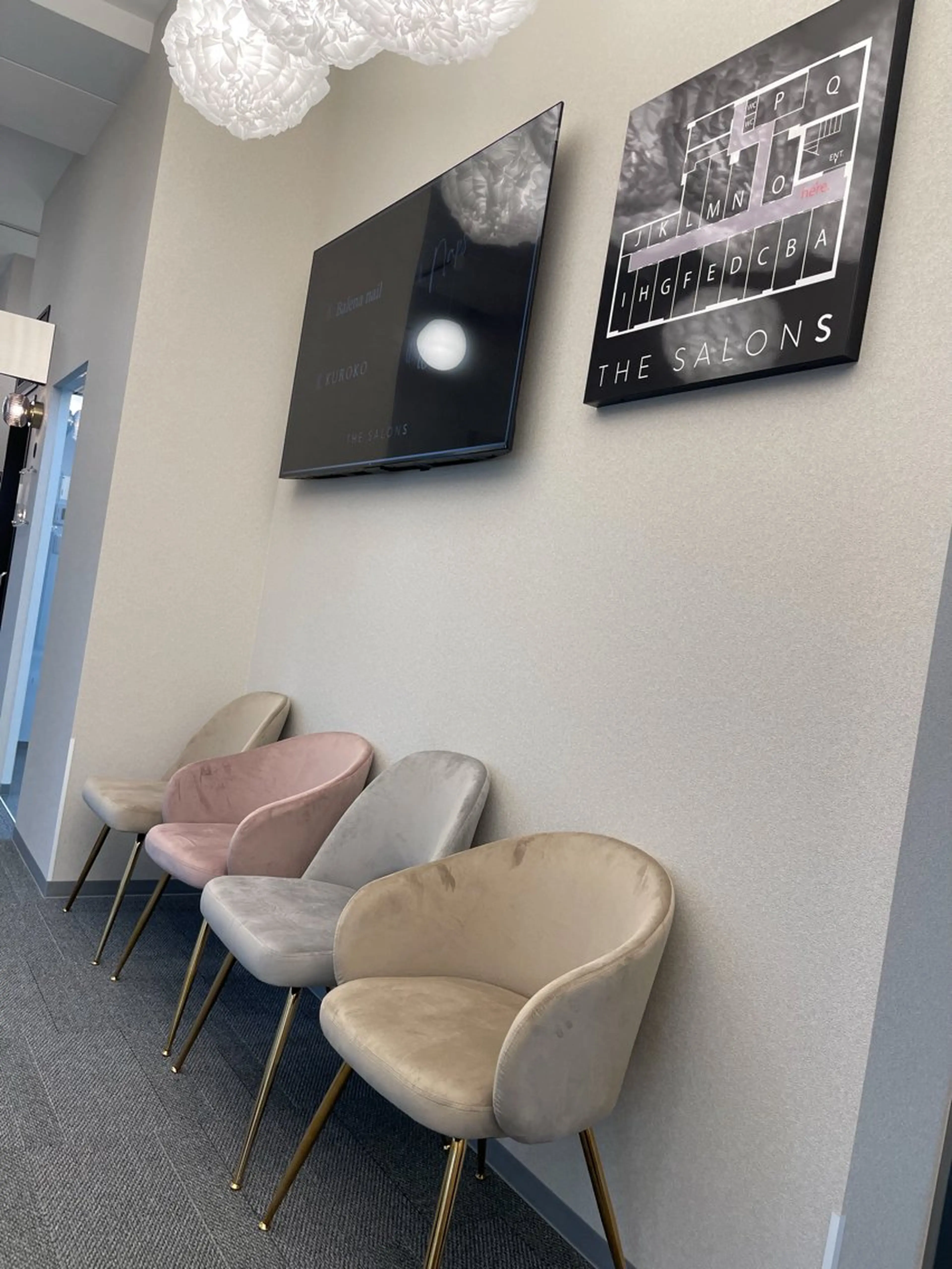 アイブロウ 眉カット その他(アイブロウ) Naps-Shaving所属・新宿シェービング専門 Napsの眉毛・アイブロウイメージ