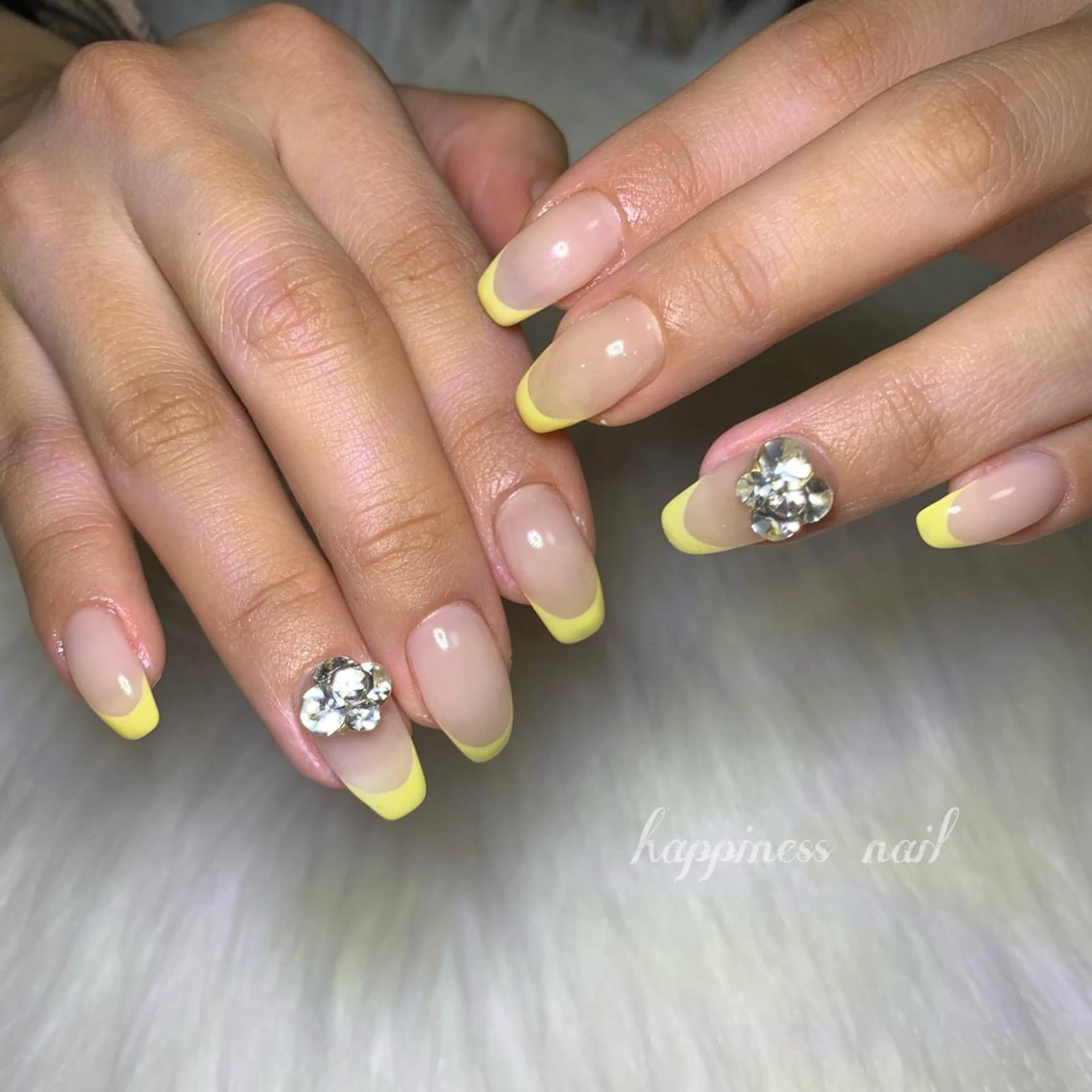 ネイル チークネイル フレンチネイル スカルプネイル ワンホンネイル happiness nailのネイルデザイン