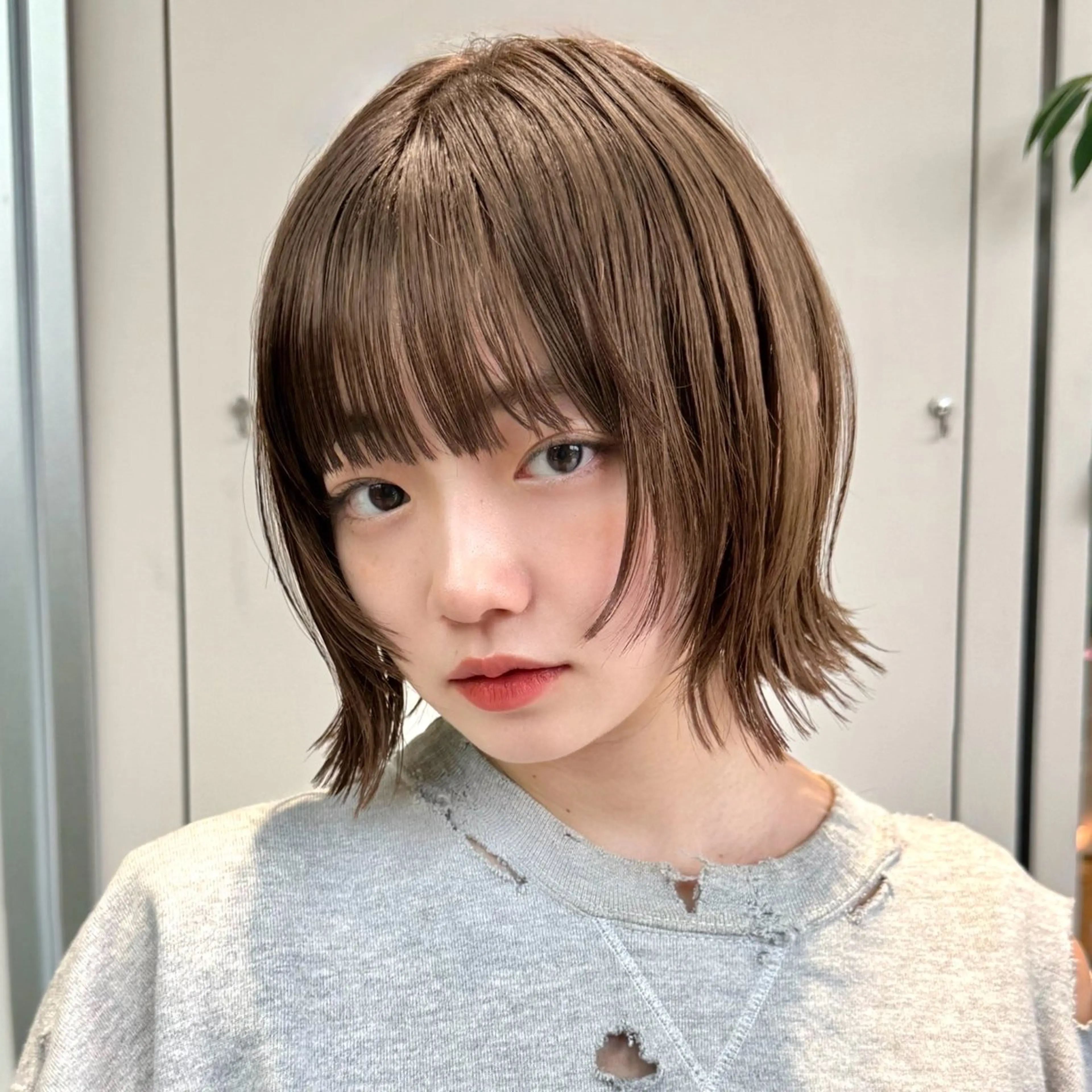 ミディアム カット ヘアカラー Zinaセントラル銀座所属・髪質改善🪄 イルミナカラー岩谷のヘアスタイル