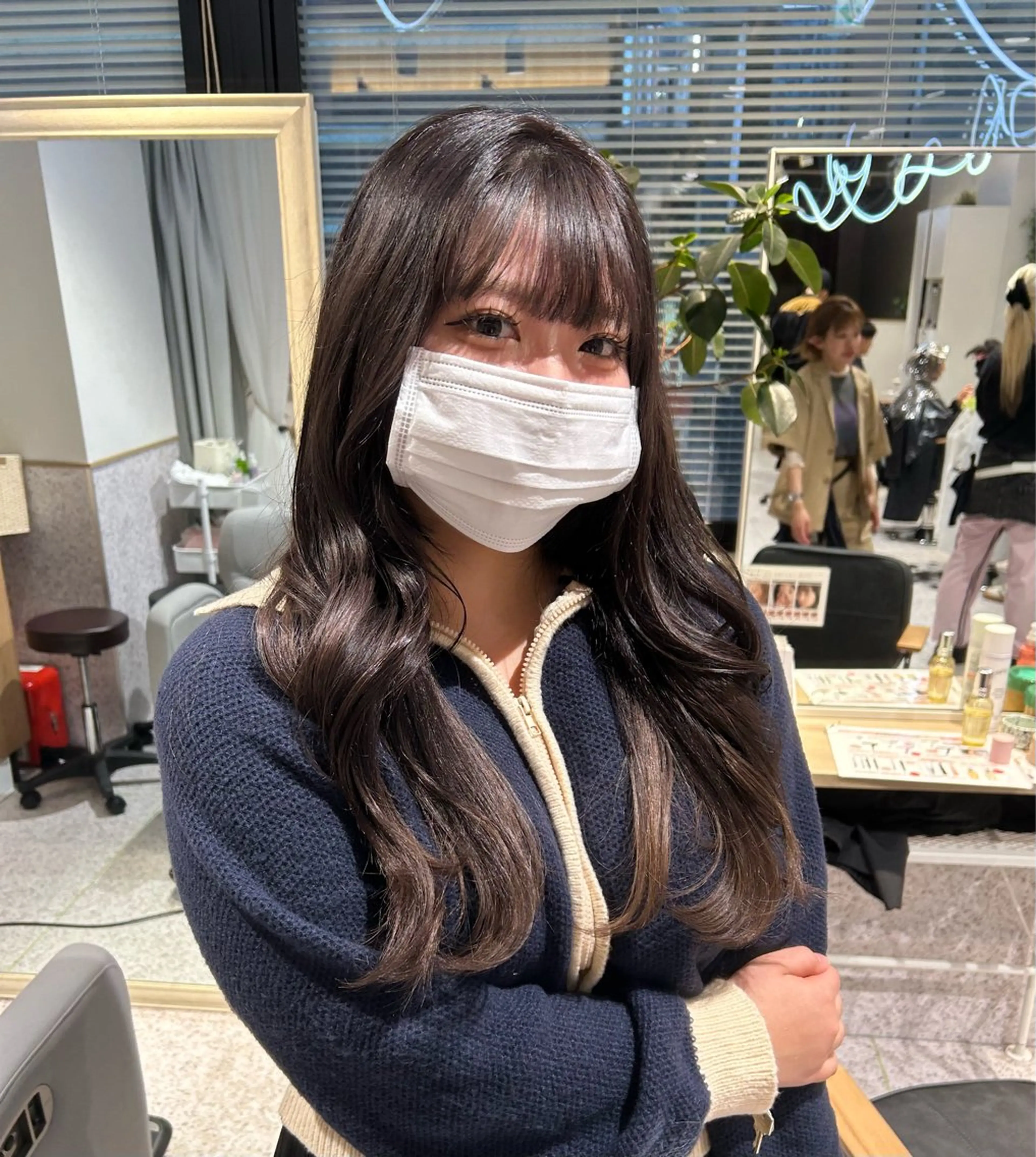 カラー ダブルカラー イヤリングカラー ハイトーンカラー インナーカラー 髪質改善 ヘアカラー ♡ハイトーン★ ネイル/しの♡のヘアスタイル