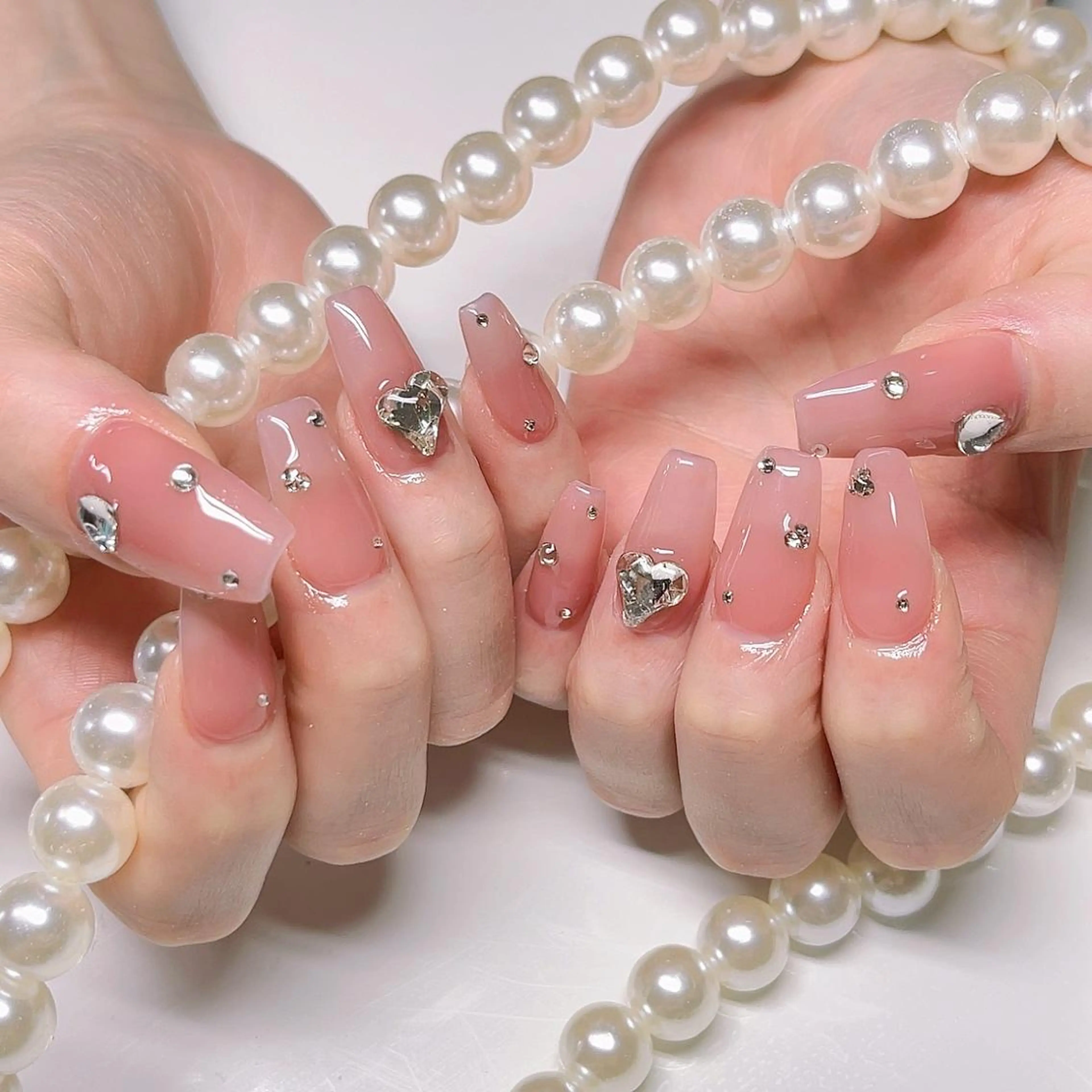 ネイル キラキラネイル haruka 🧸のネイルデザイン