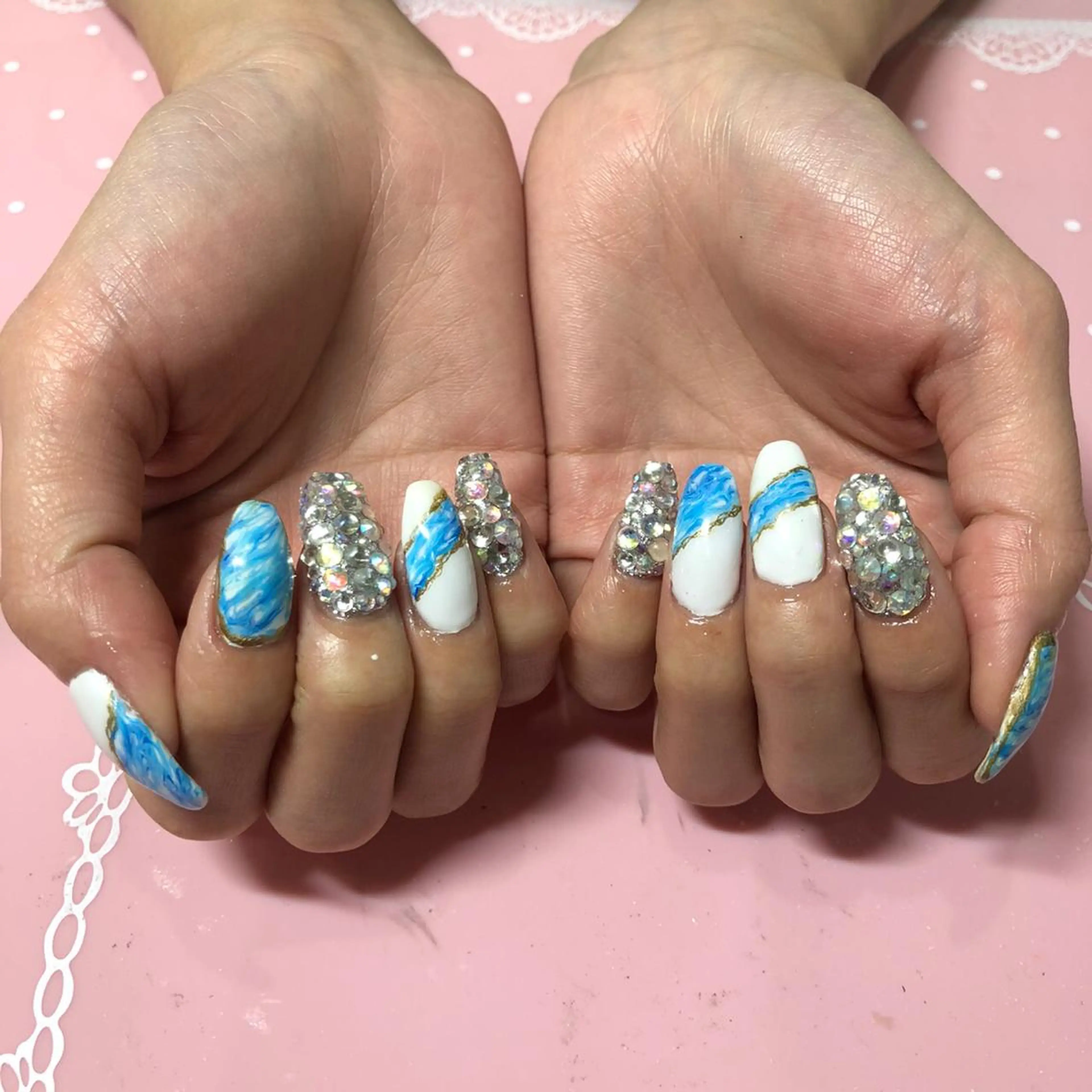 ミディアム ネイル ハンドネイル 《LB》ラブリエ Nail&eyeのマツエク・マツパデザイン