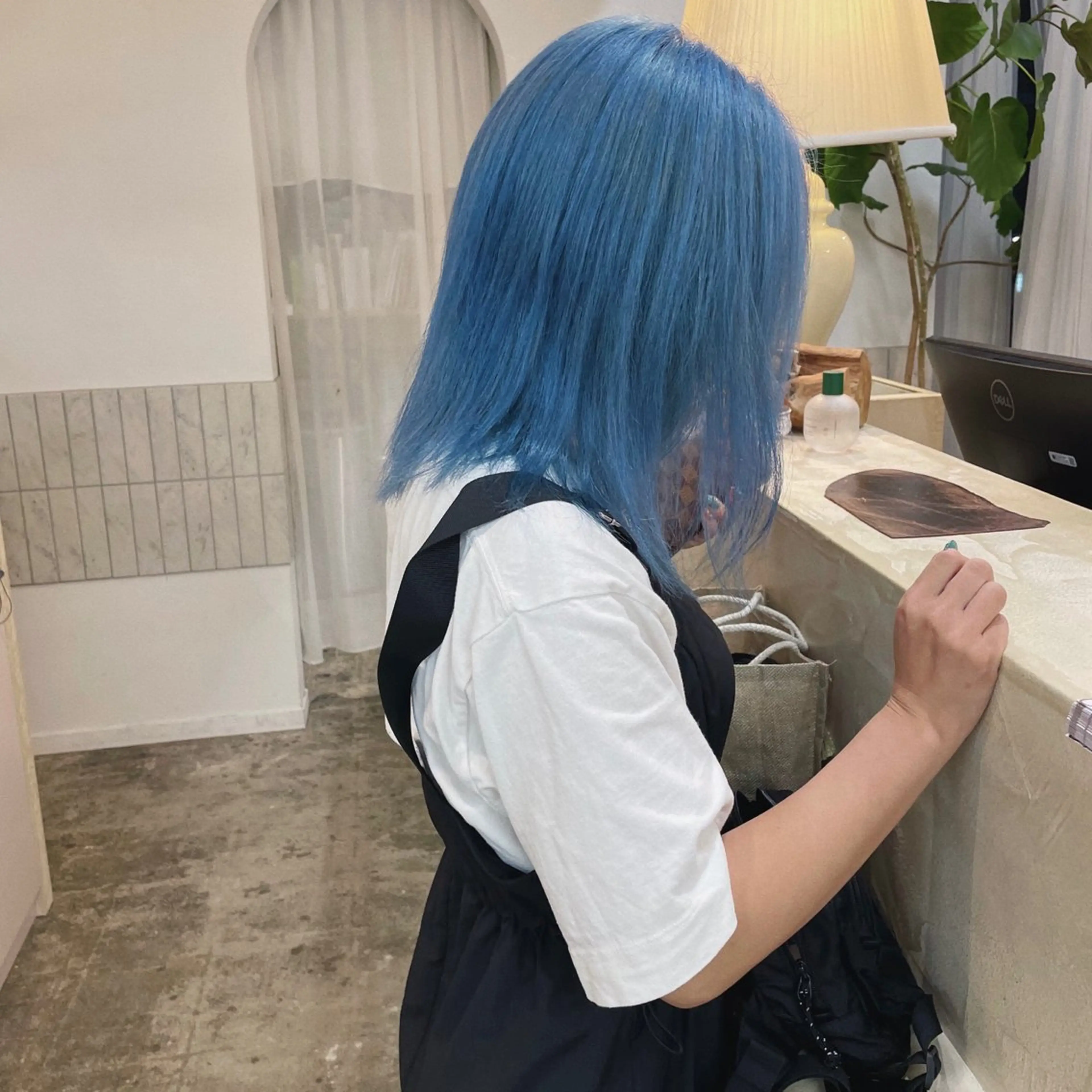 ミディアム カラー スギヤマ ショウゴのヘアスタイル