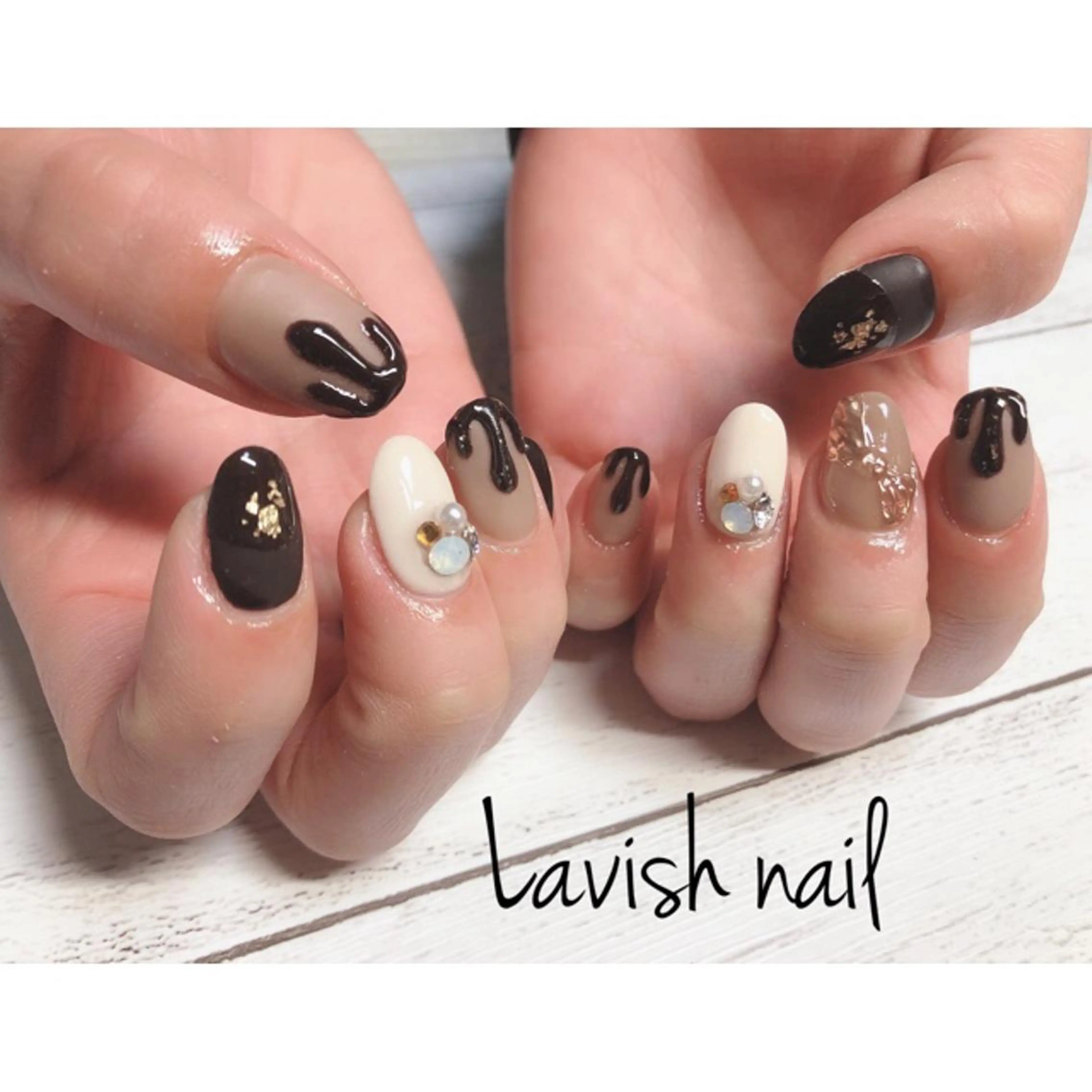 ネイル ハンドネイル Lavish nailのネイルデザイン