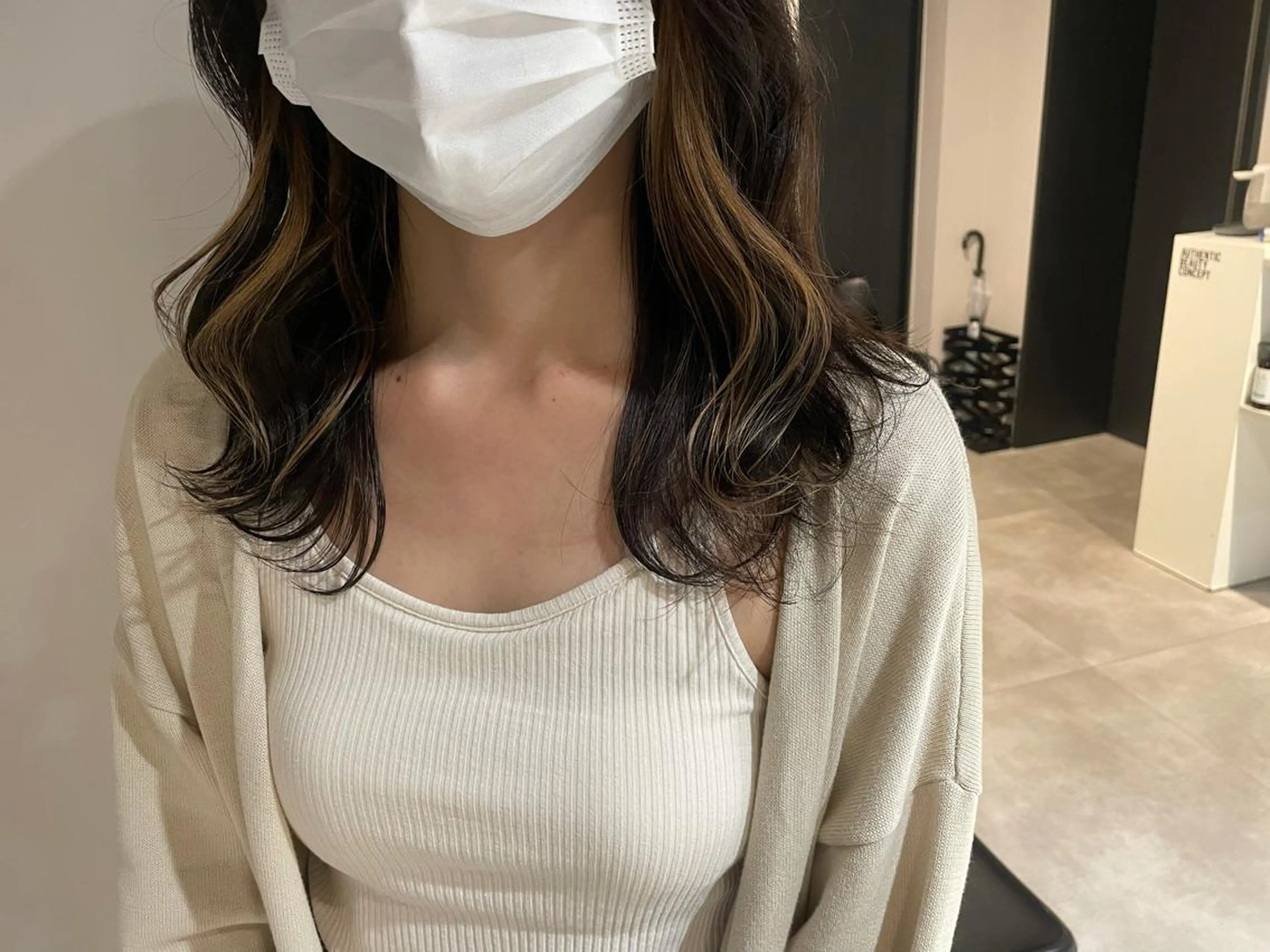 ミディアム カラー インナーカラー ブリーチ👩‍🦳/ ‪✂︎MANAMIのヘアスタイル