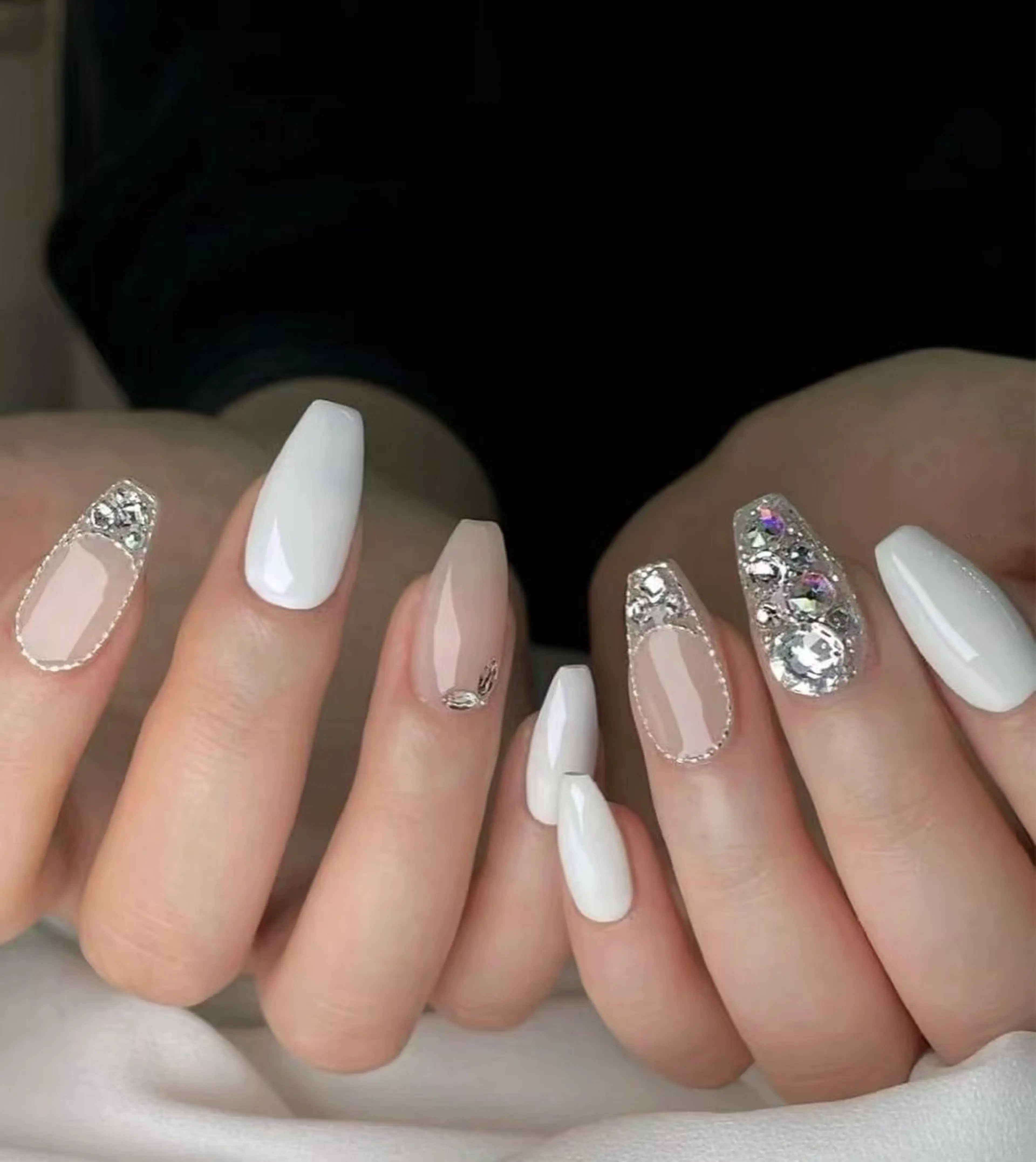 ネイル オーロラネイル フラワーネイル フットネイル フレンチネイル ジェルネイル ハンドネイル 相沢 さやかのネイルデザイン