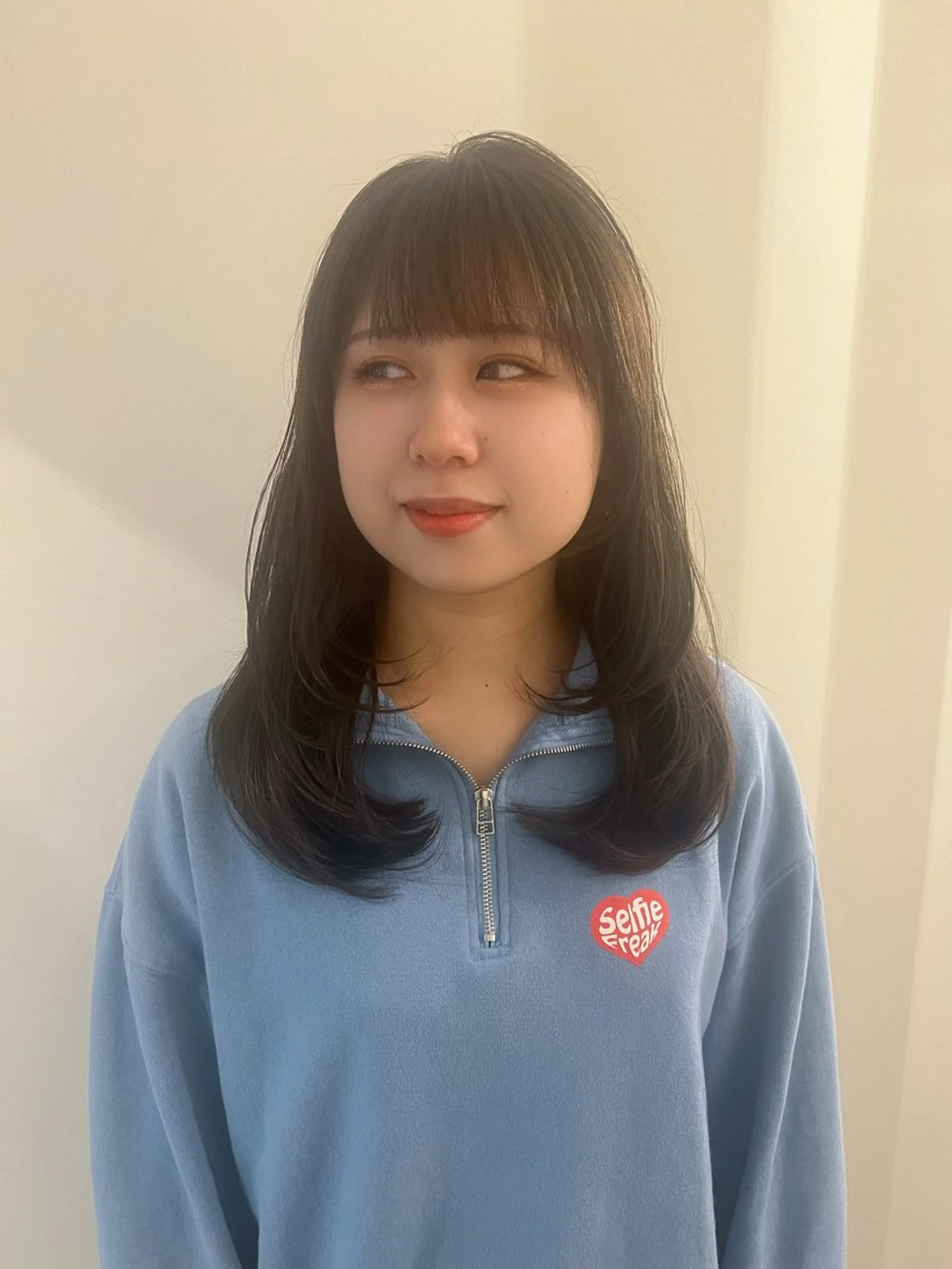 ロング カラー レイヤーカット カット ヘアカラー トリートメント 工藤 梨花のヘアスタイル