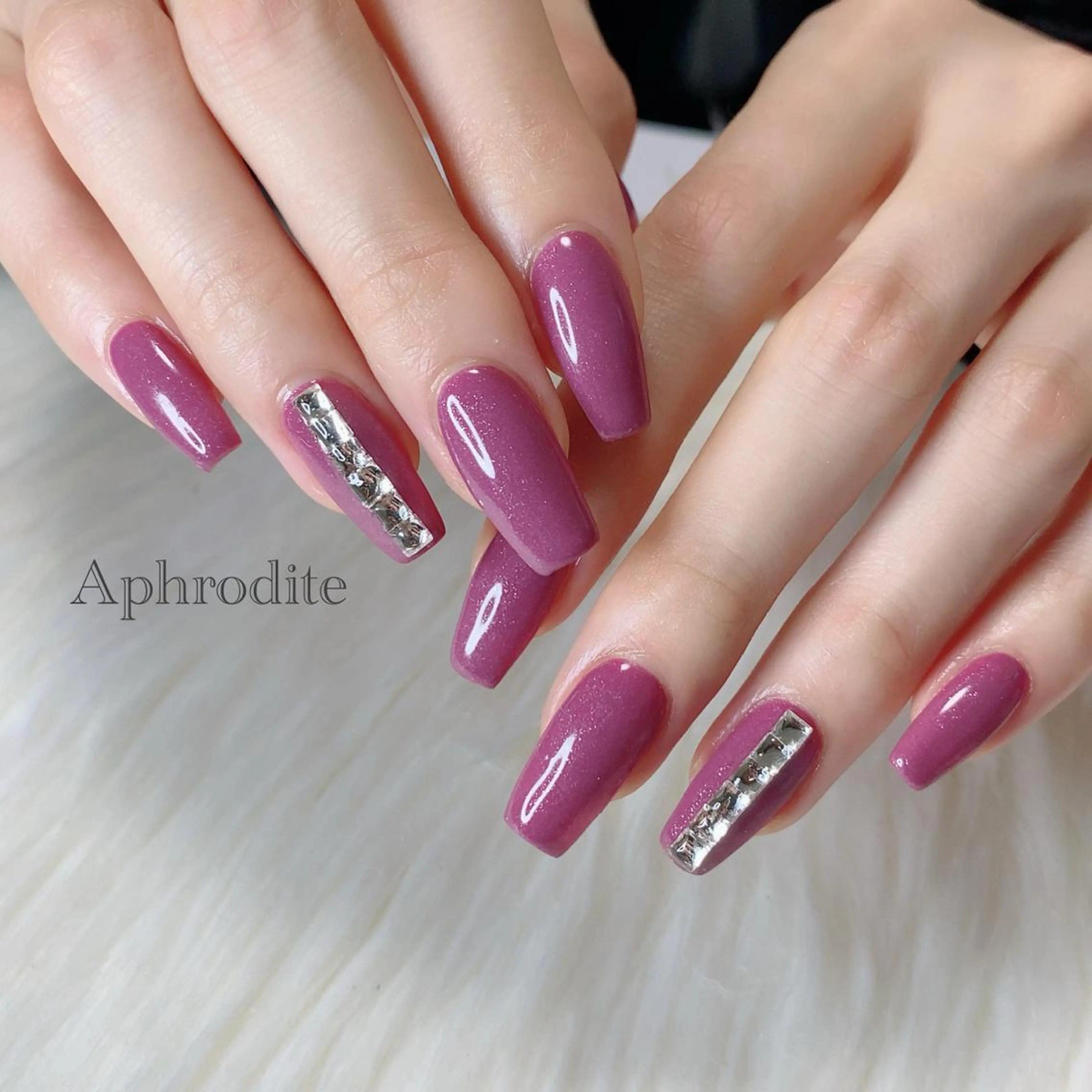 ネイル Aphrodite パラジェル認定サロンのネイルデザイン