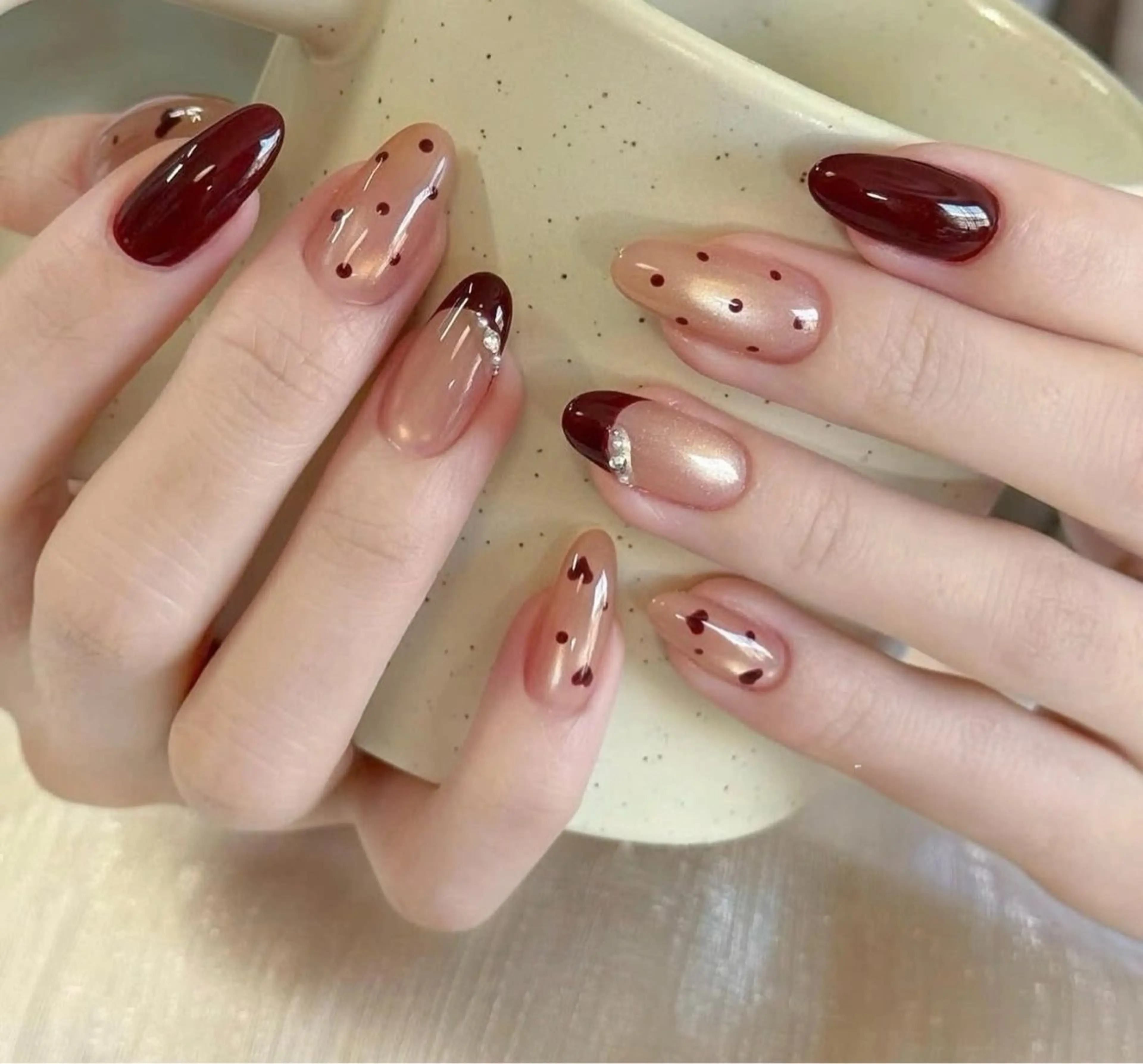 ネイル チークネイル フレンチネイル グラデーション 韓国ネイル マグネットネイル Hana Nailのネイルデザイン