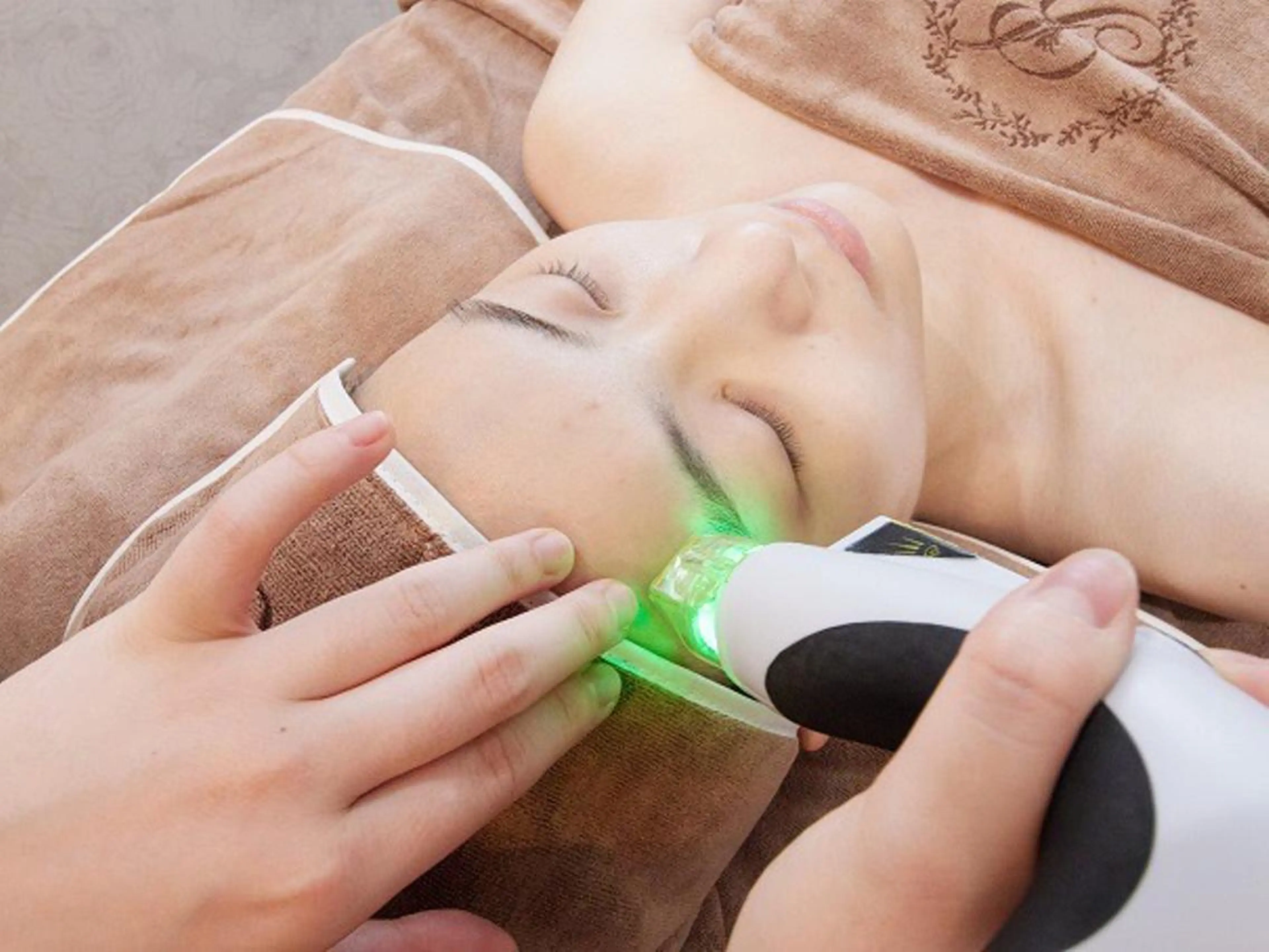 西区九条エステ MITUREIサロンのエステ・リラクイメージ