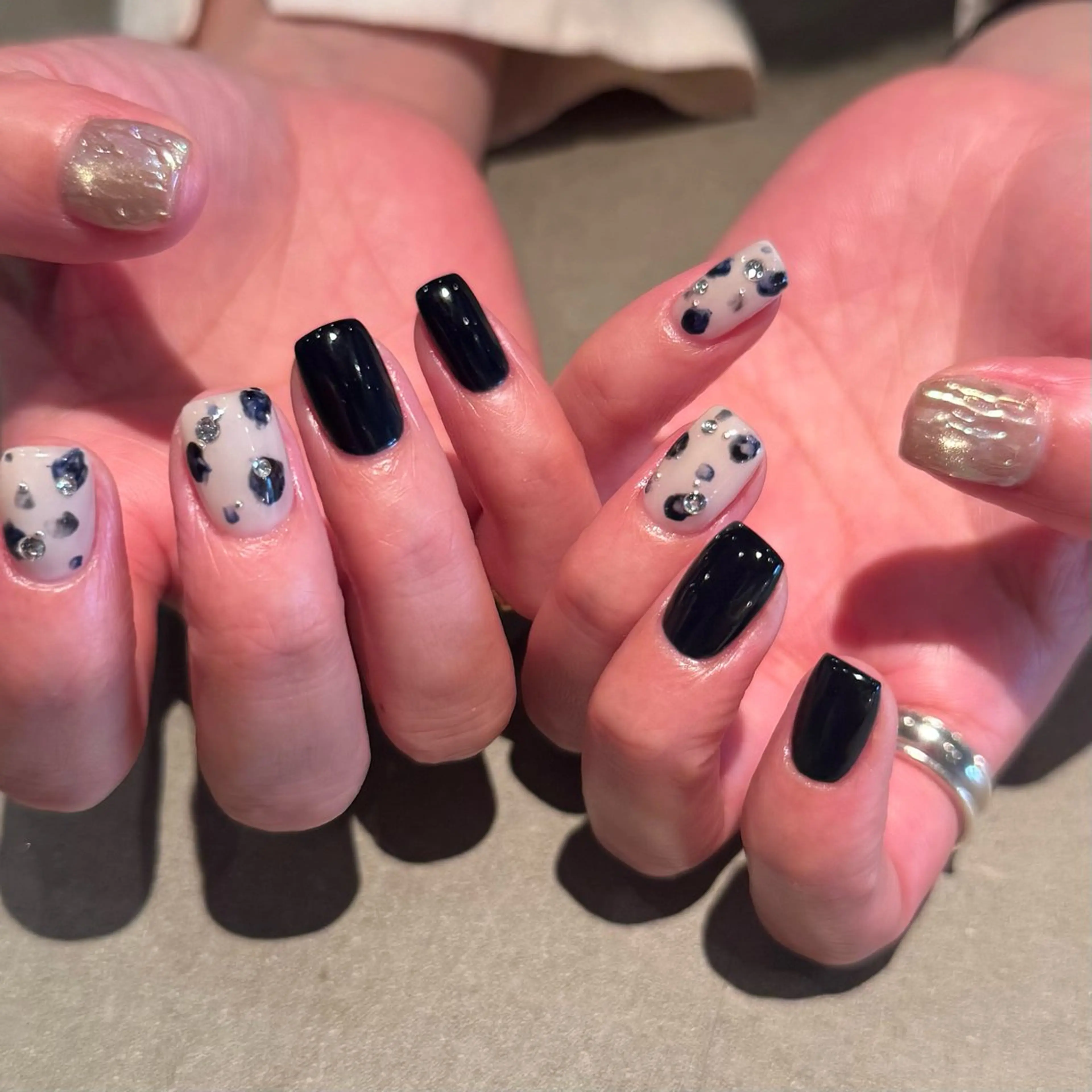 ネイル ハンドネイル にしぐち はるかのネイルデザイン