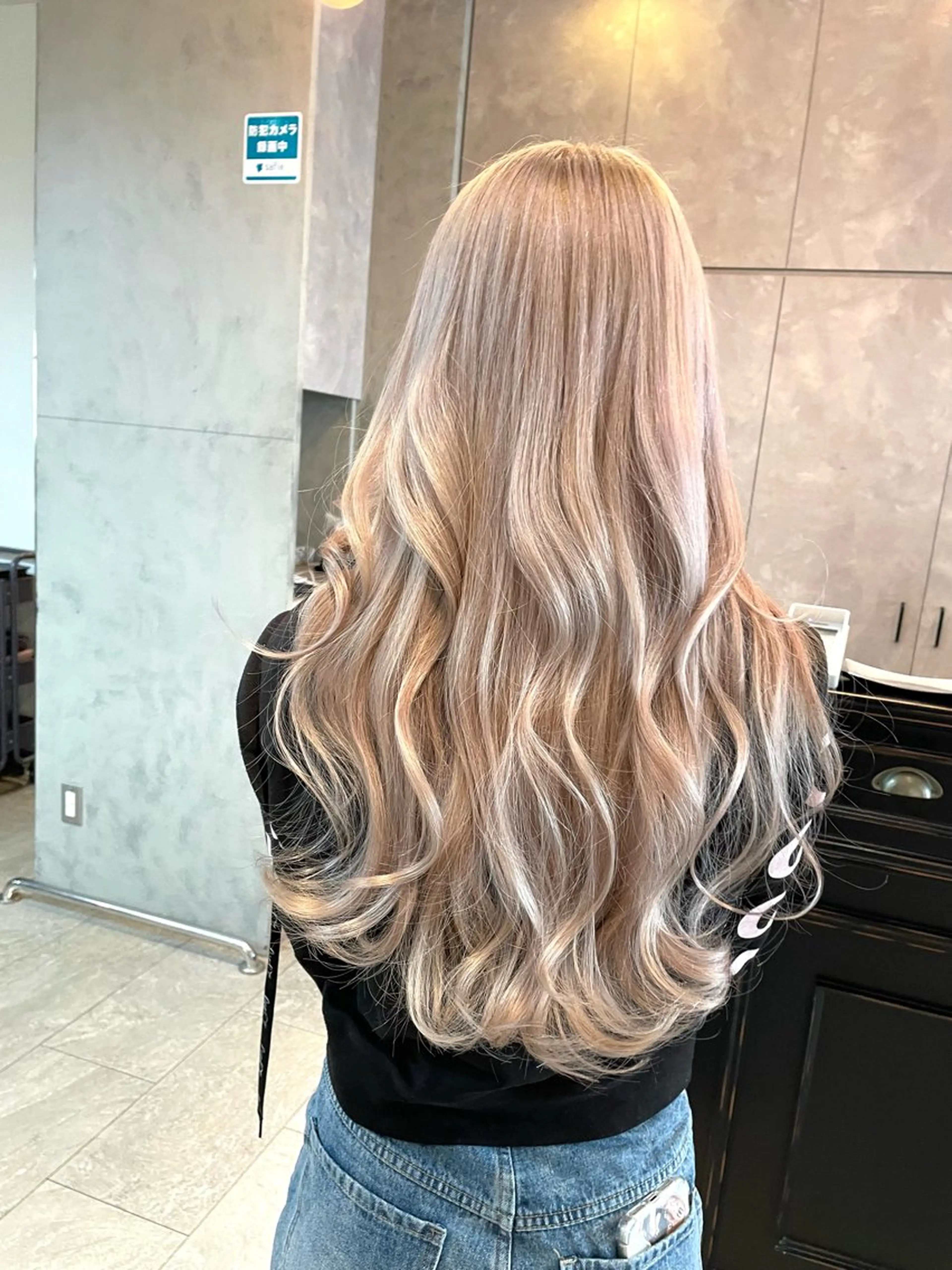セミロング カラー ヘアカラー 🌹TikTok４万 ﾌｫﾛﾜｰ🌹AKIのヘアスタイル