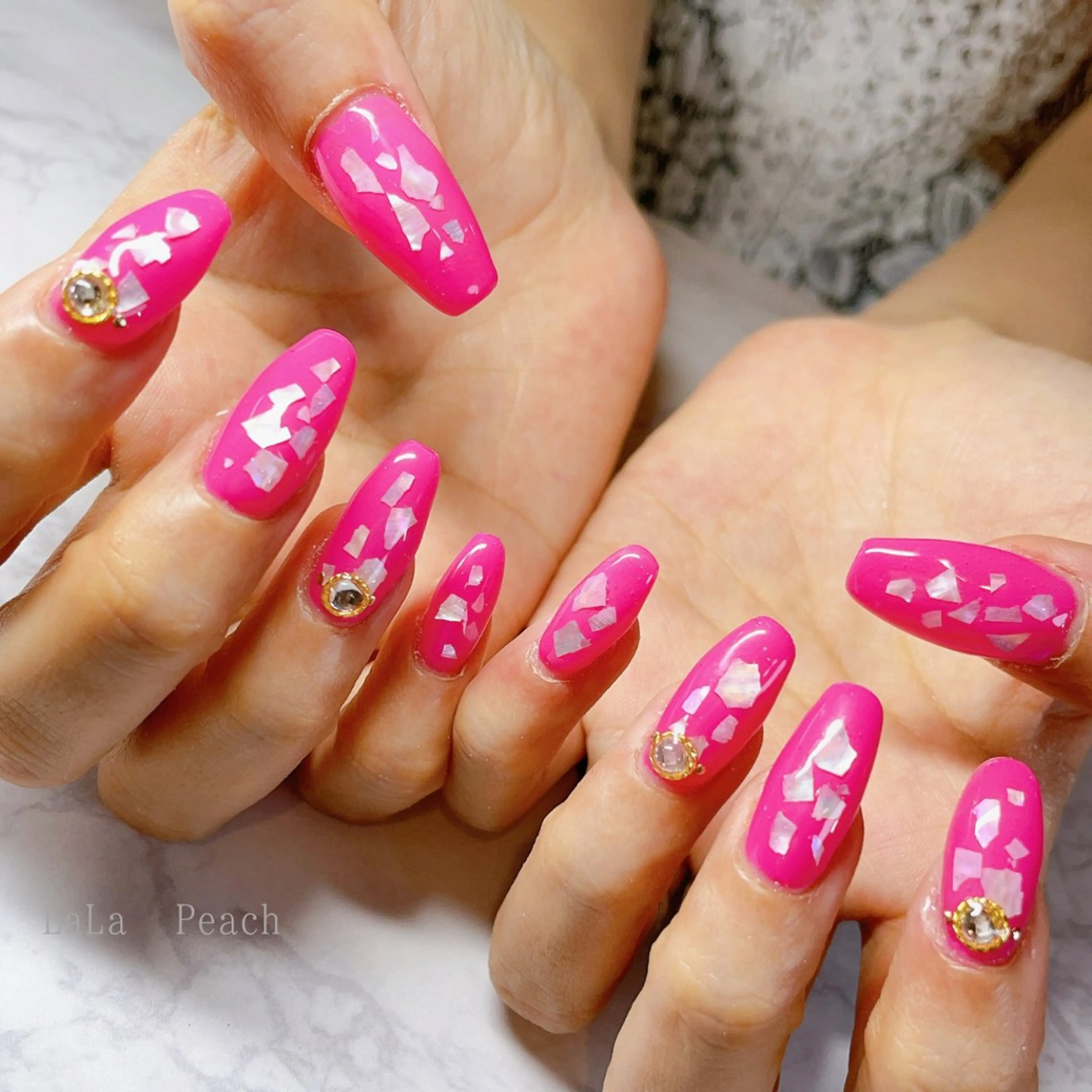 ネイル ジェルネイル ピンク ハンドネイル LaLa Peach 福岡のマツエク・マツパデザイン