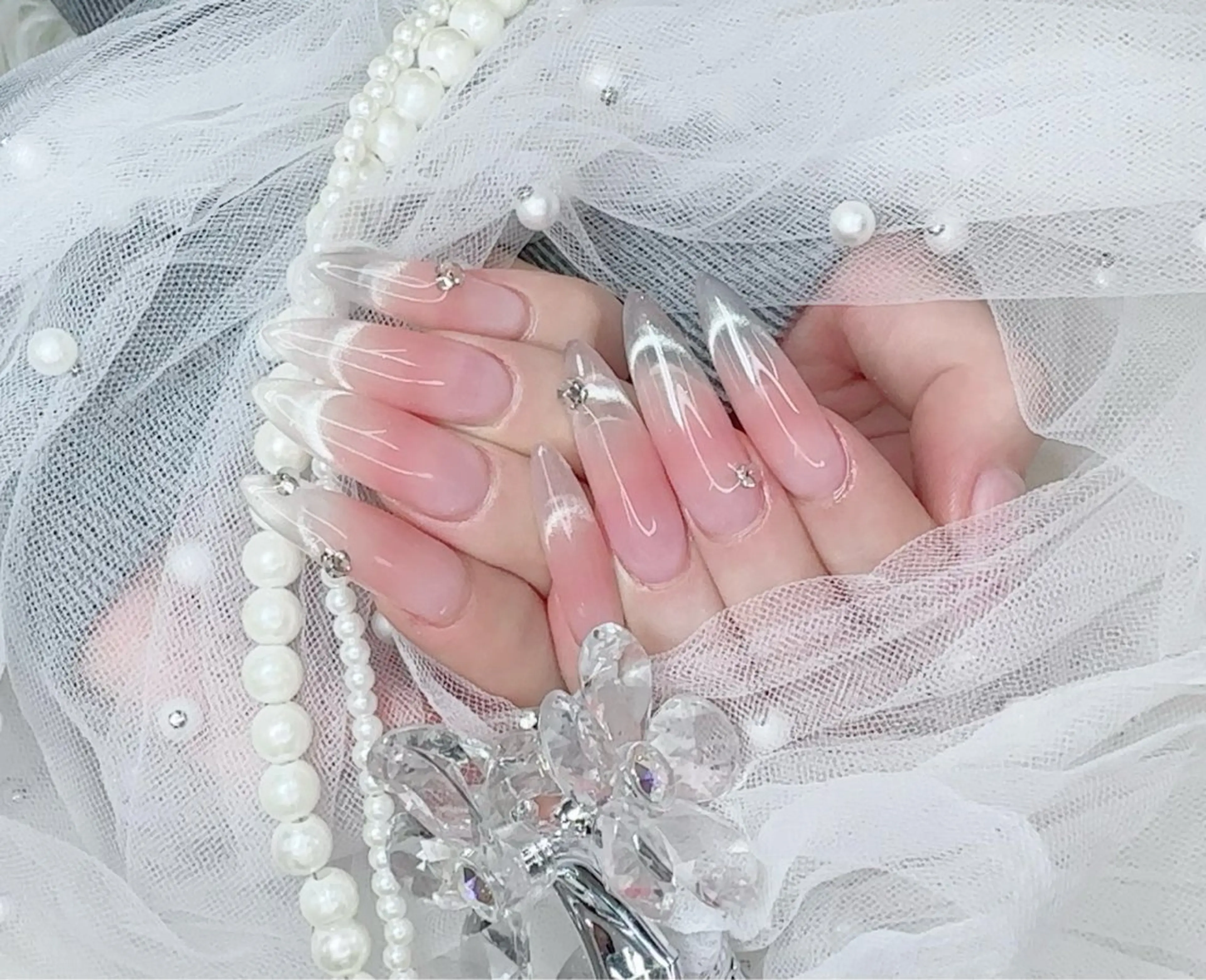 ネイル ハンドネイル フットネイル ハンドケア R salonのネイルデザイン