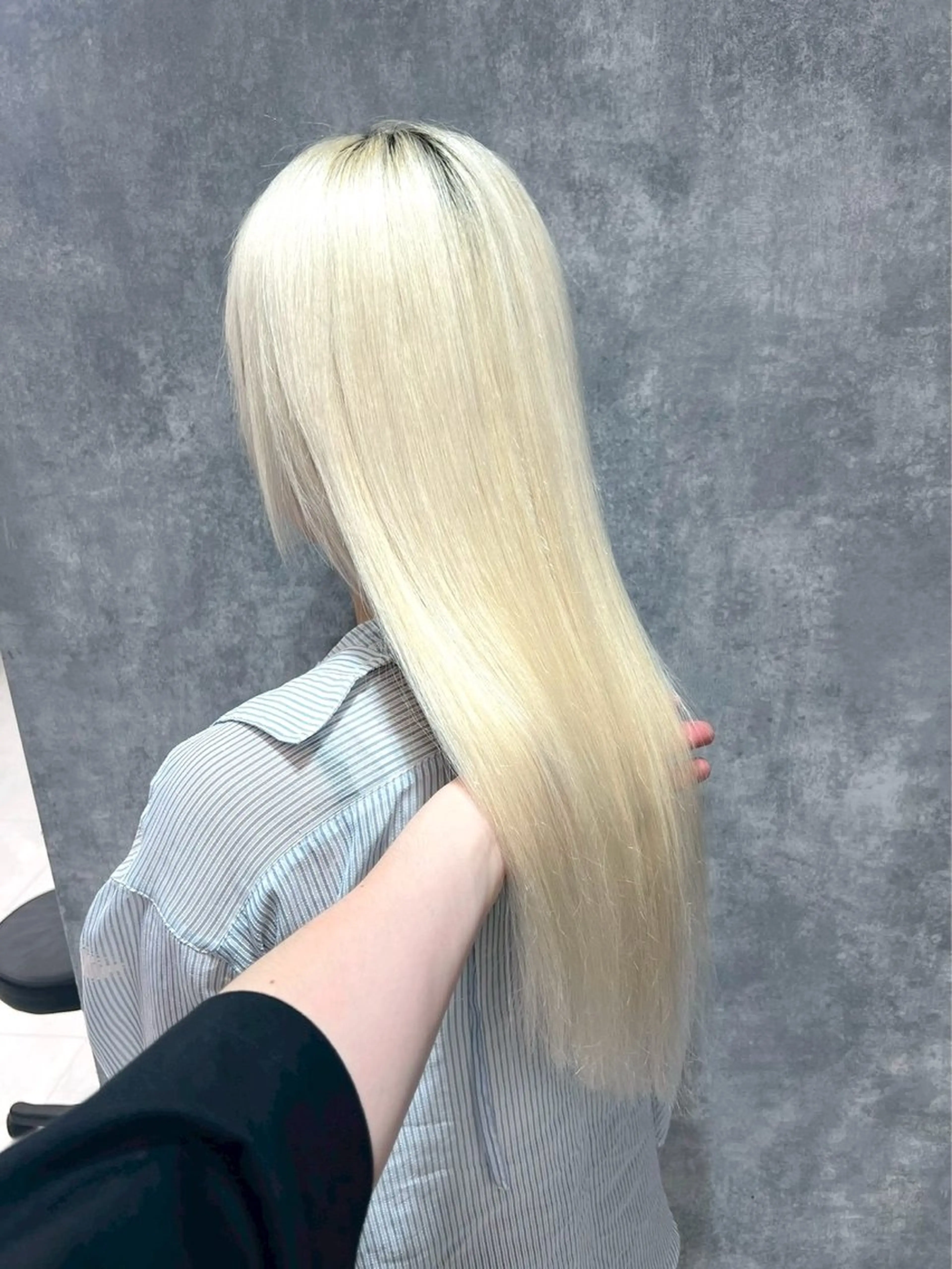 カラー 🦋ハイトーン×ア レンジ💫Leenaのヘアスタイル