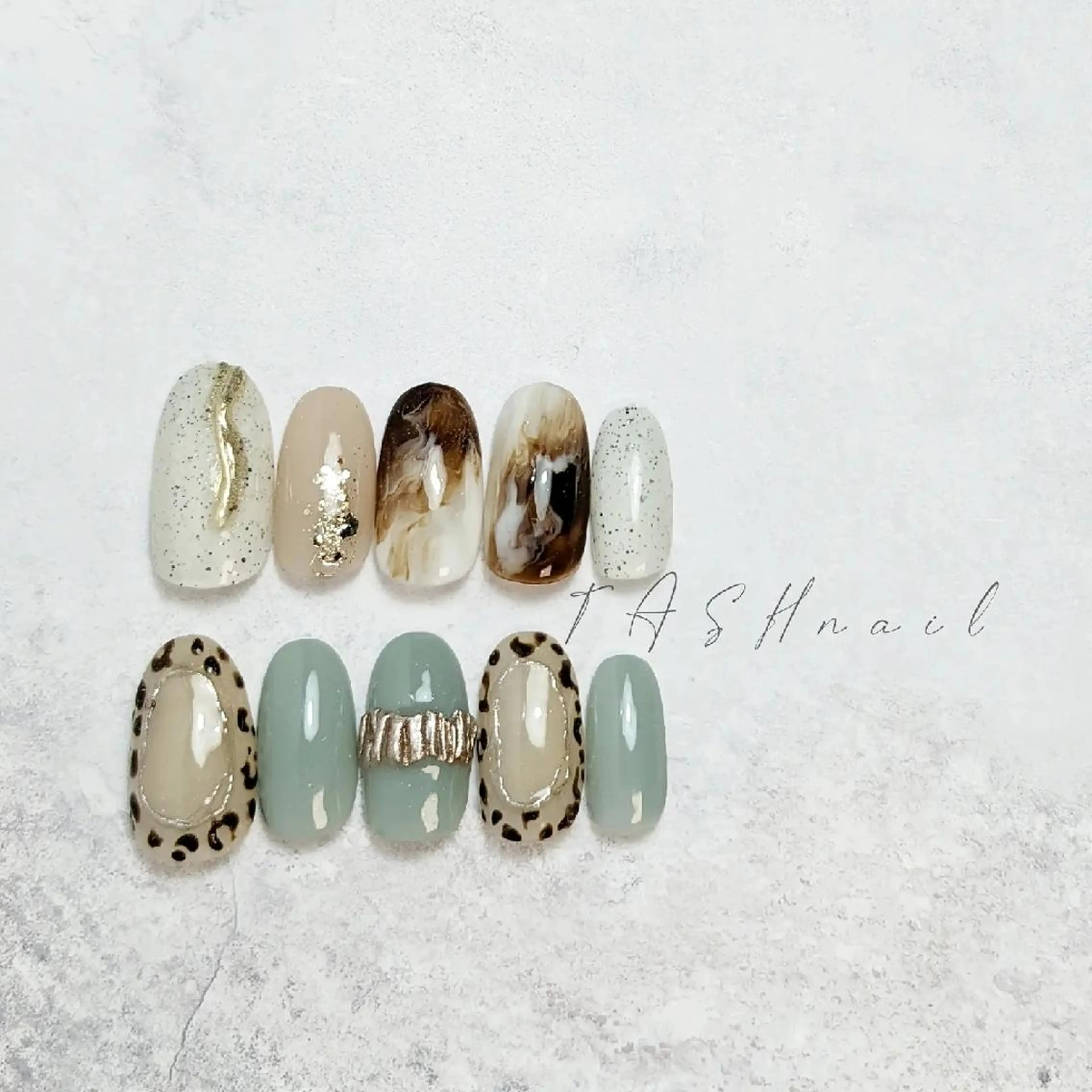 ネイル TASH nailのネイルデザイン