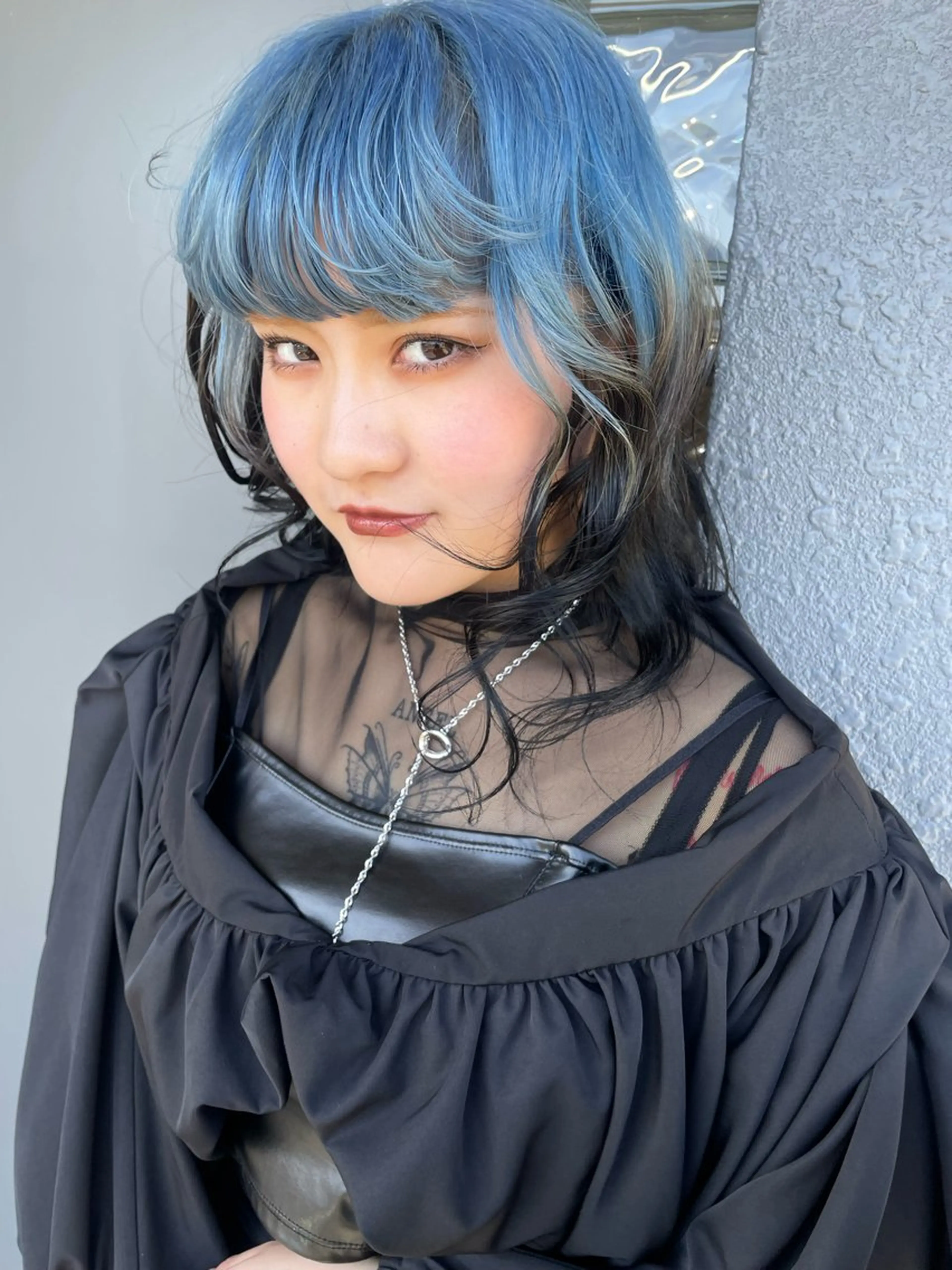 ロング カラー ブルーカラー カット ヘアカラー トリートメント shiba tomomiのヘアスタイル