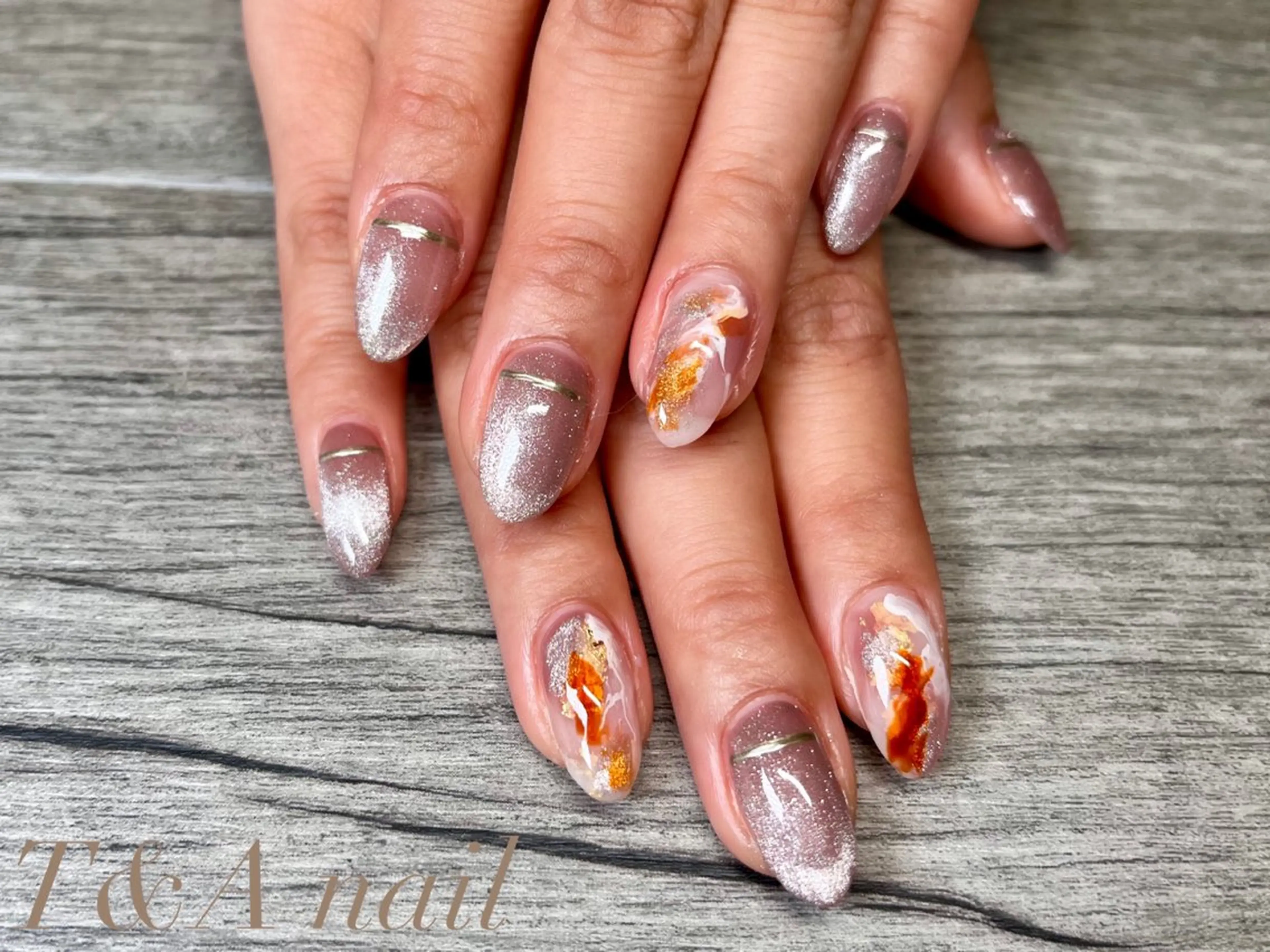 ネイル べっ甲ネイル ジェルネイル マグネットネイル ニュアンスネイル オフィスネイル ハンドネイル T&A nailのネイルデザイン