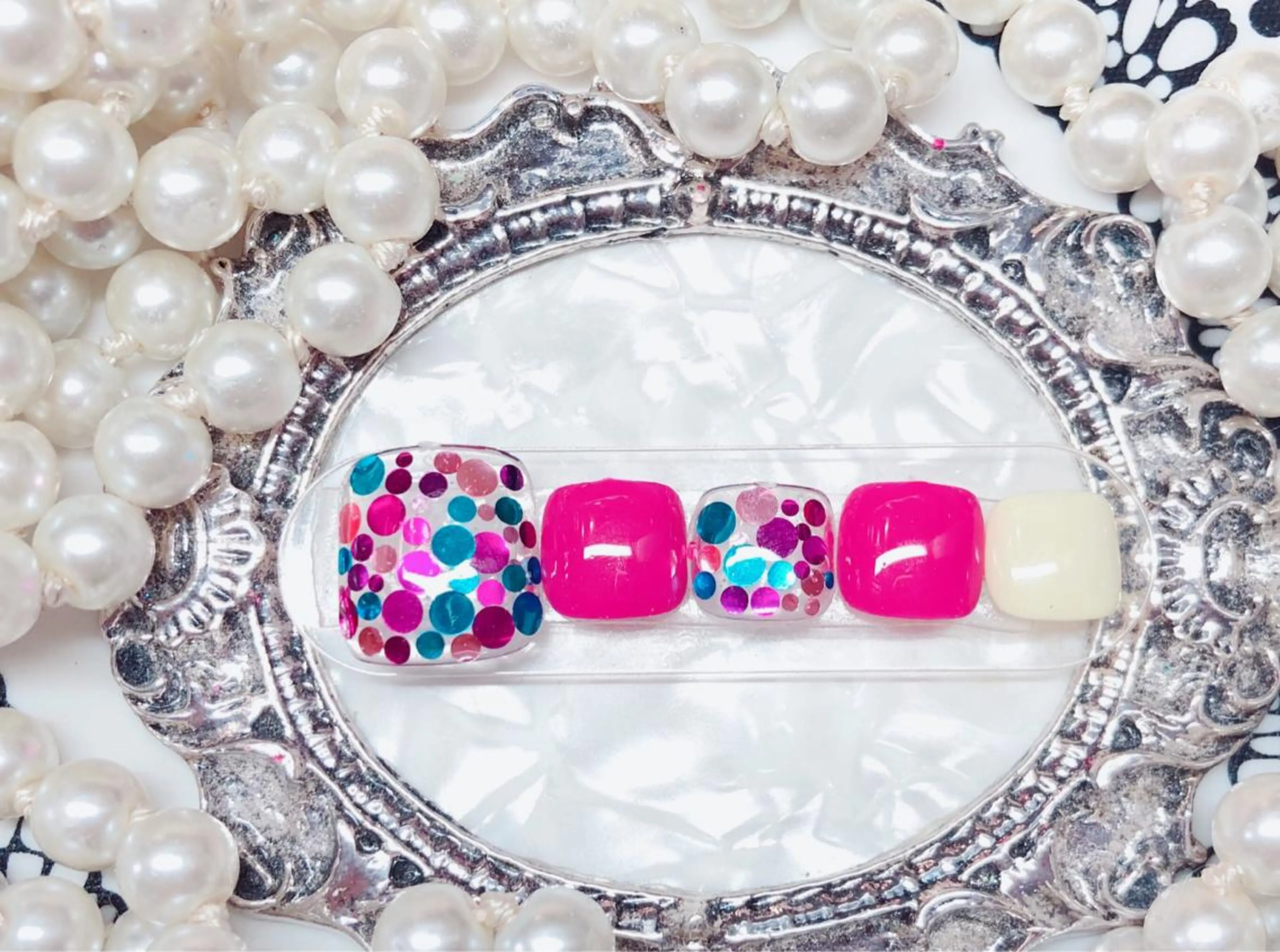 ネイル マジック ミラーのネイルデザイン