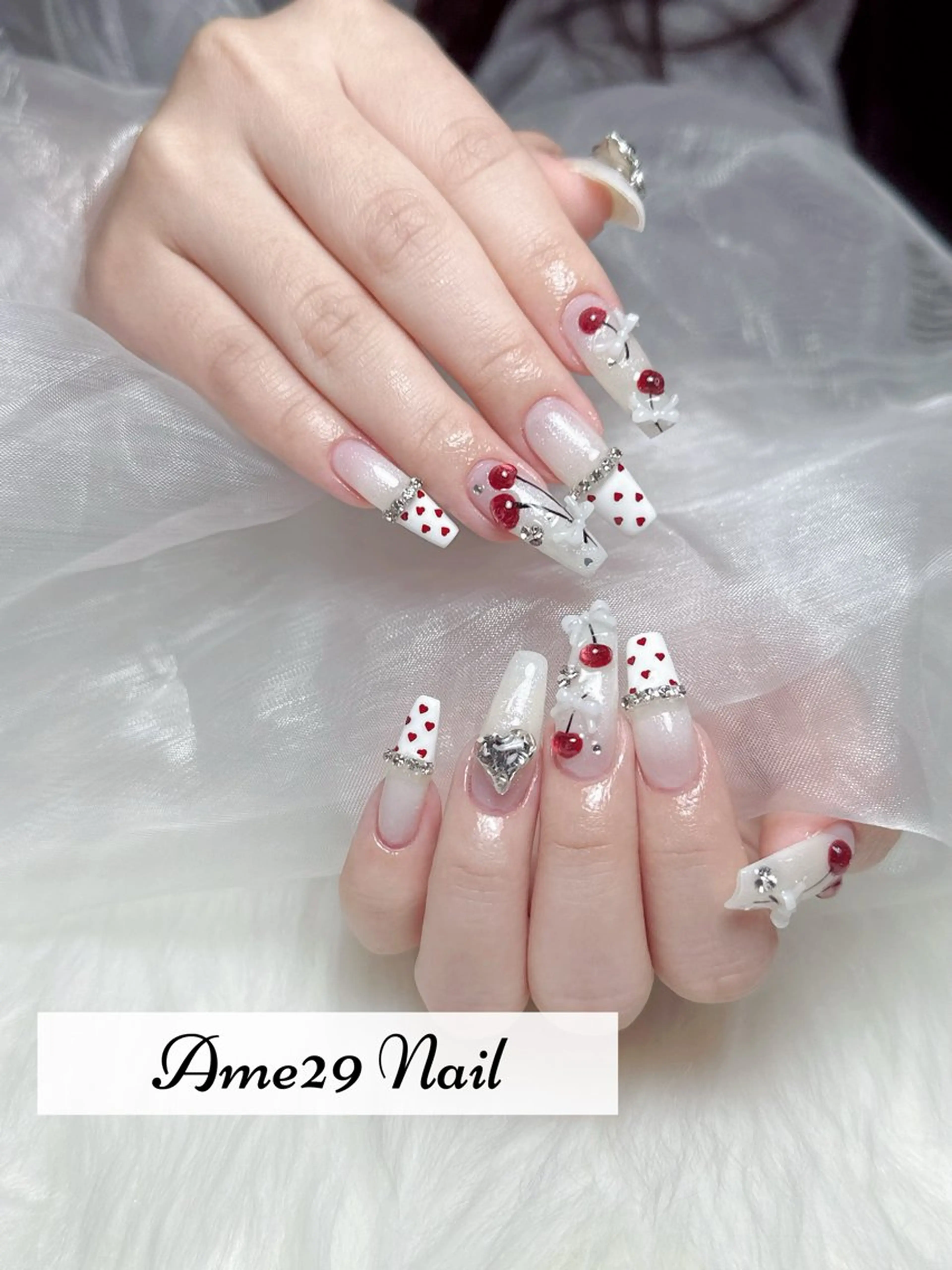 ネイル アートネイル ドット フラッシュネイル フレンチネイル ラメ(グリッター) AME29 Nail ネイルサロンのネイルデザイン