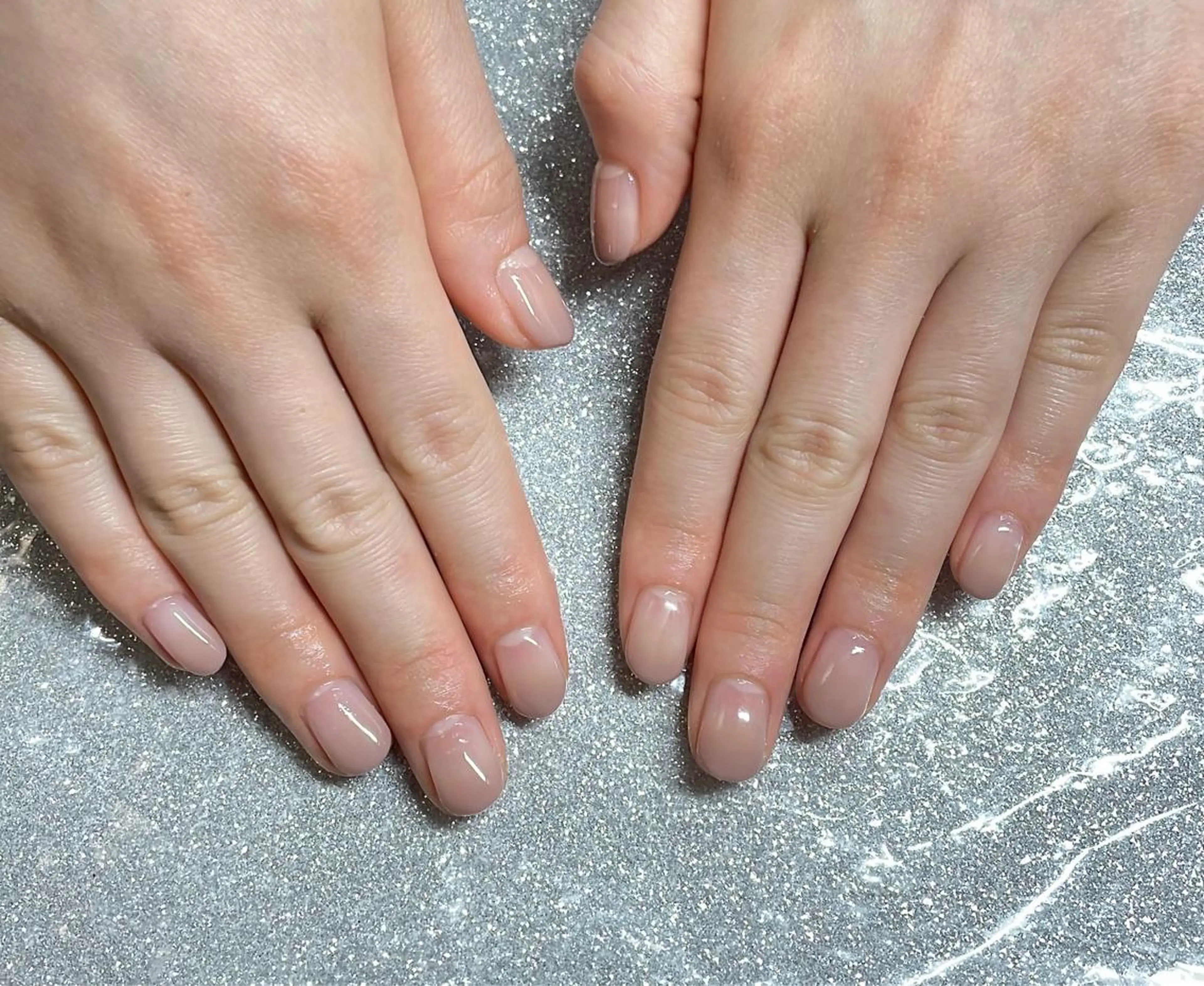 ネイル VIERU 🌈🎀💖のネイルデザイン