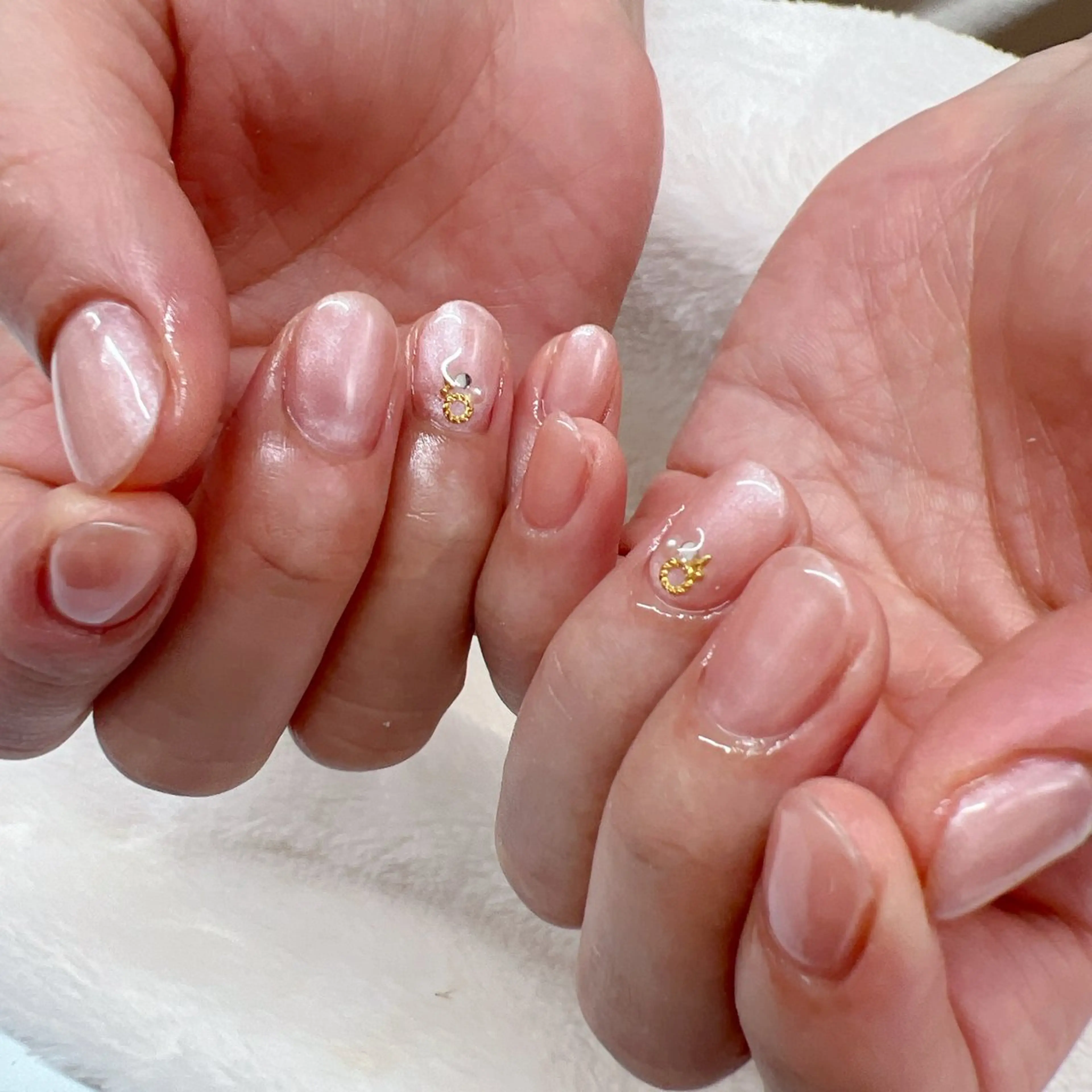 ネイル ワンカラーネイル ハンドネイル Emi lyのネイルデザイン