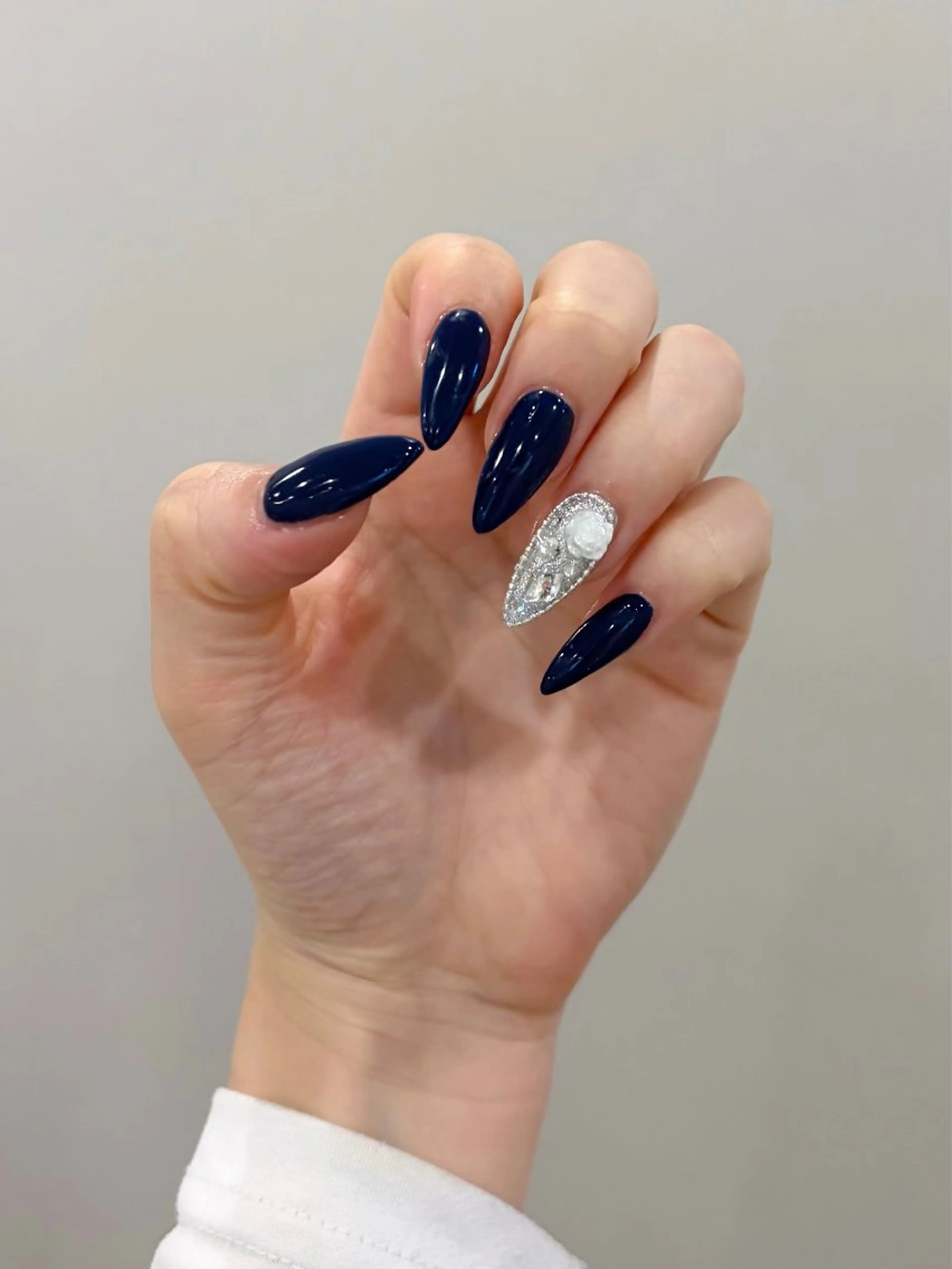 ネイル ハンドネイル 岡崎 佑香のネイルデザイン