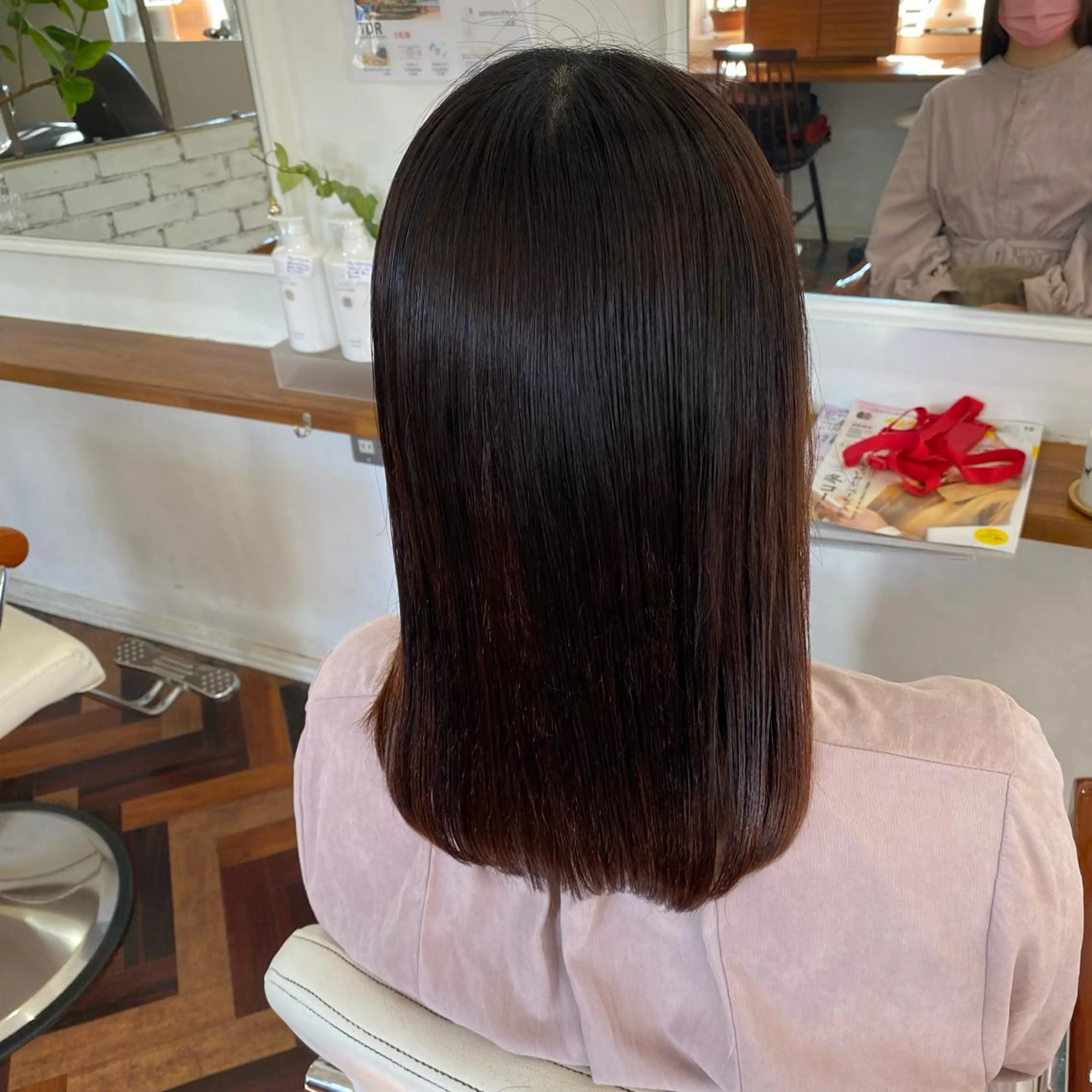 ミディアム 縮毛矯正 カット 縮毛矯正 Kazaoka Saraのヘアスタイル