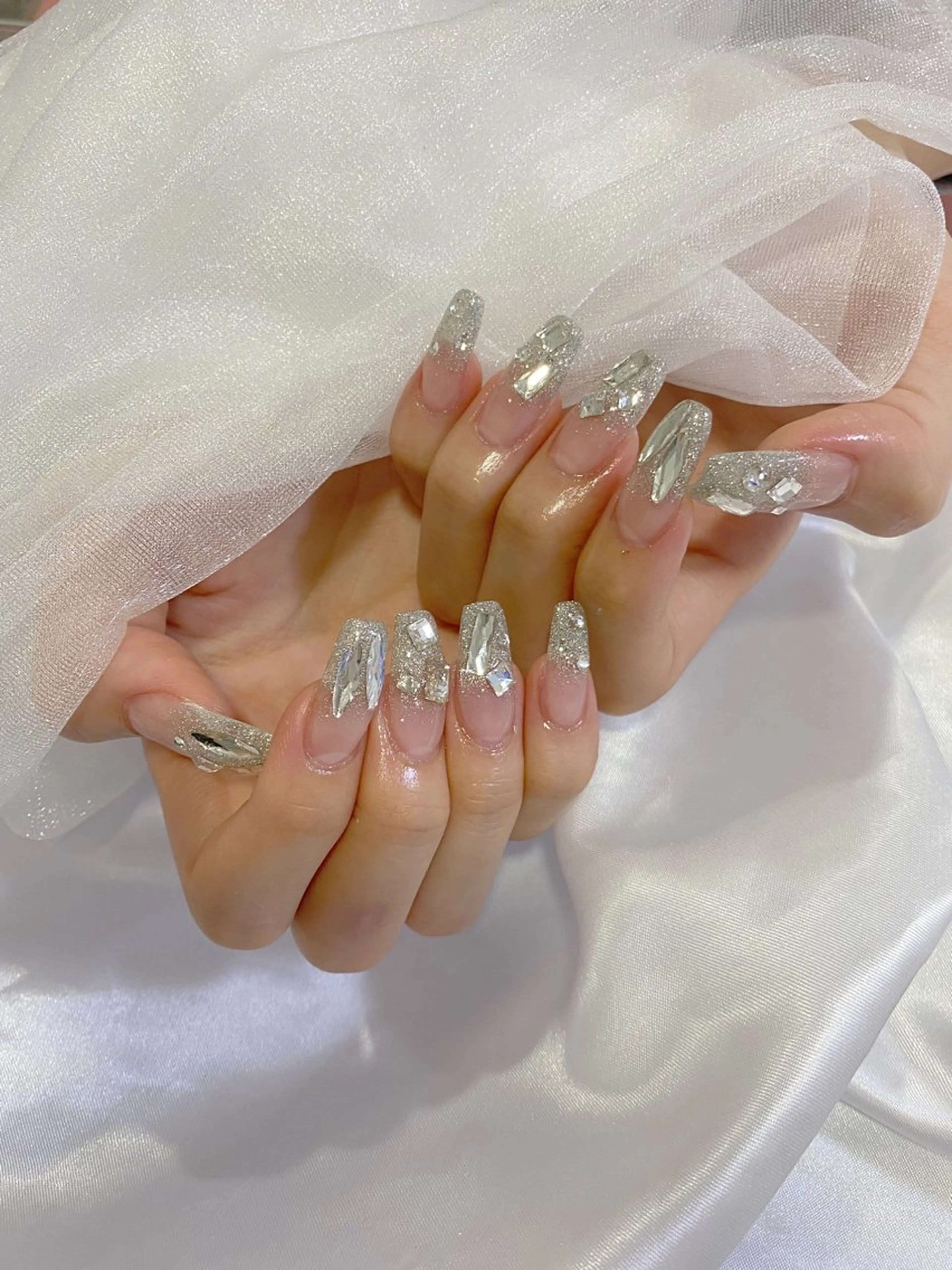 ネイル shareplus honmachi所属・Lim nail🤍 Ayaのネイルデザイン