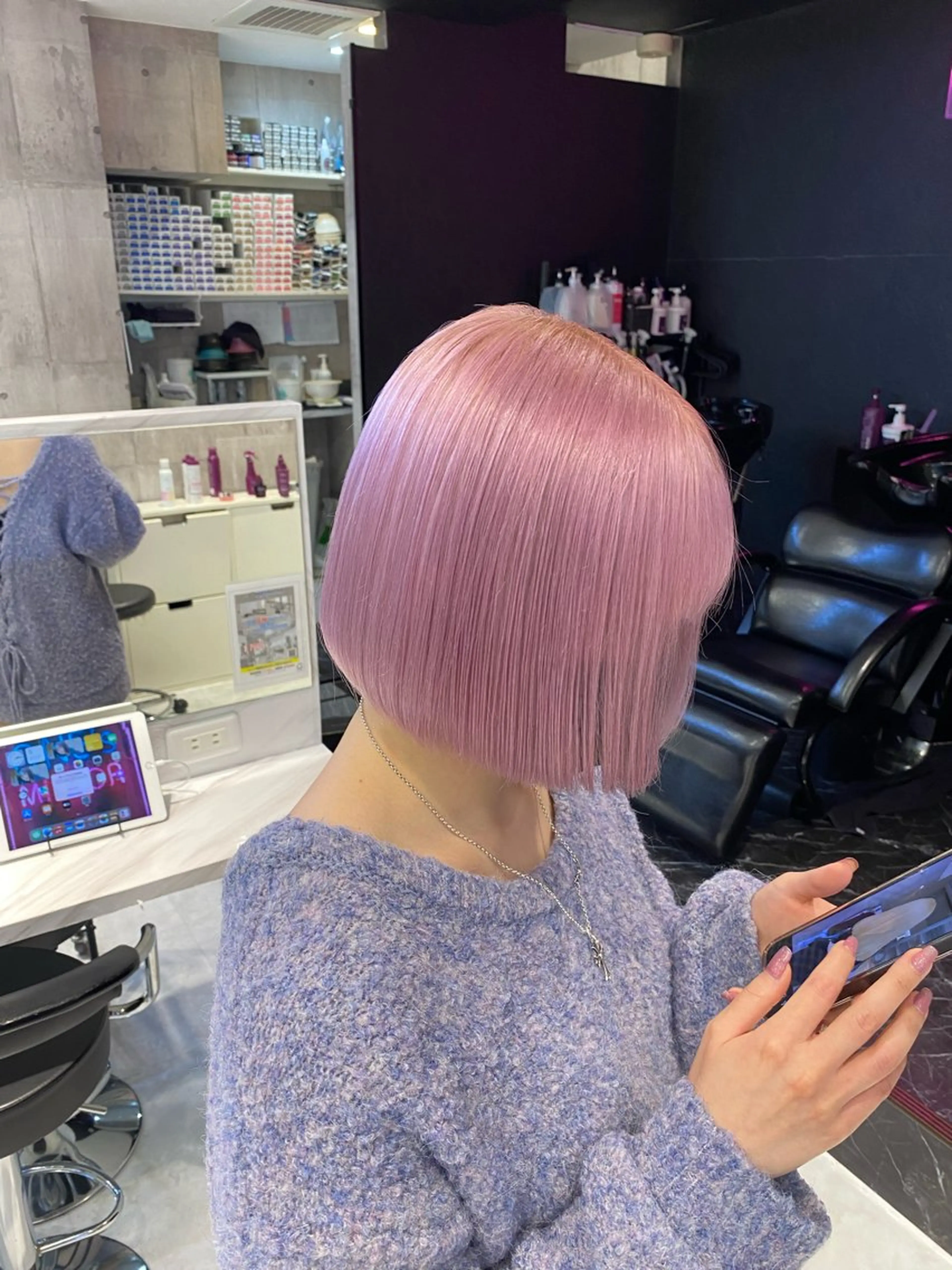 ショート カラー ヘアアレンジ ヘアカラー トリートメント ヘアセット 🩶【推しハイトーン 】yuzu🩶のヘアスタイル