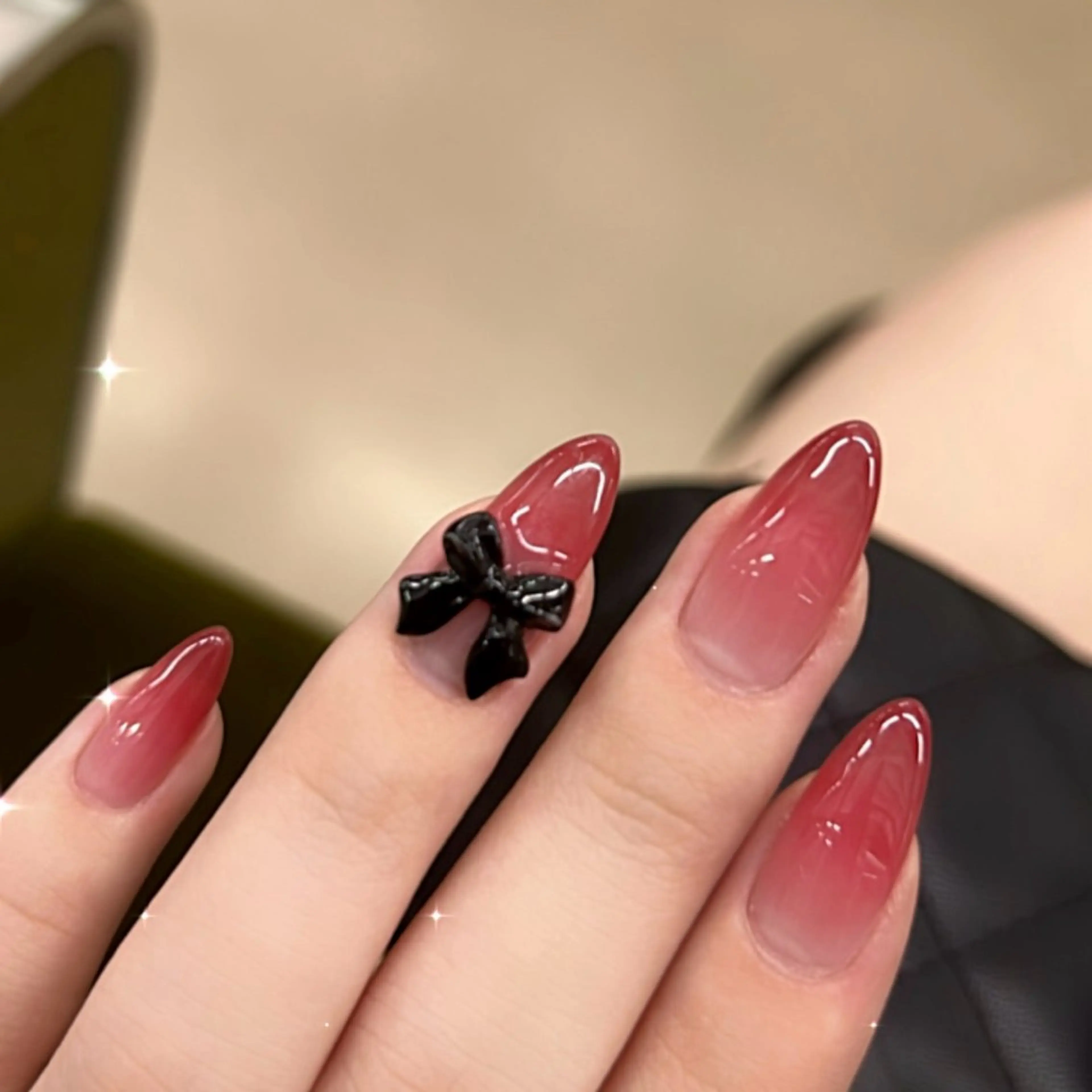 ネイル ハンドネイル 𝑩𝒆𝒍𝒍𝒂 𝒏𝒂𝒊𝒍のネイルデザイン