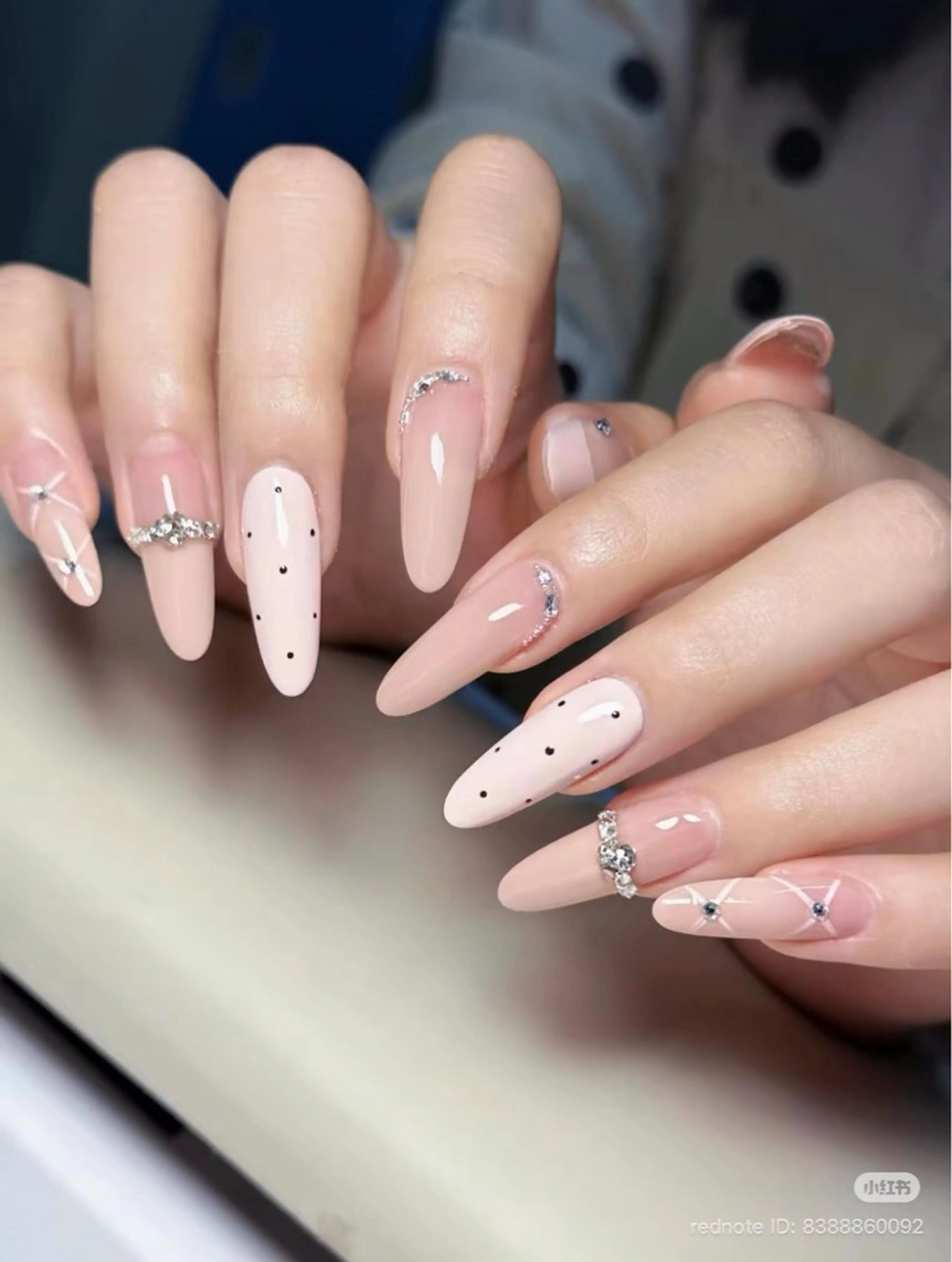 ネイル フレンチネイル キラキラネイル 韓国ネイル シンプルネイル ワンホンネイル ハンドネイル MEI Nailのネイルデザイン