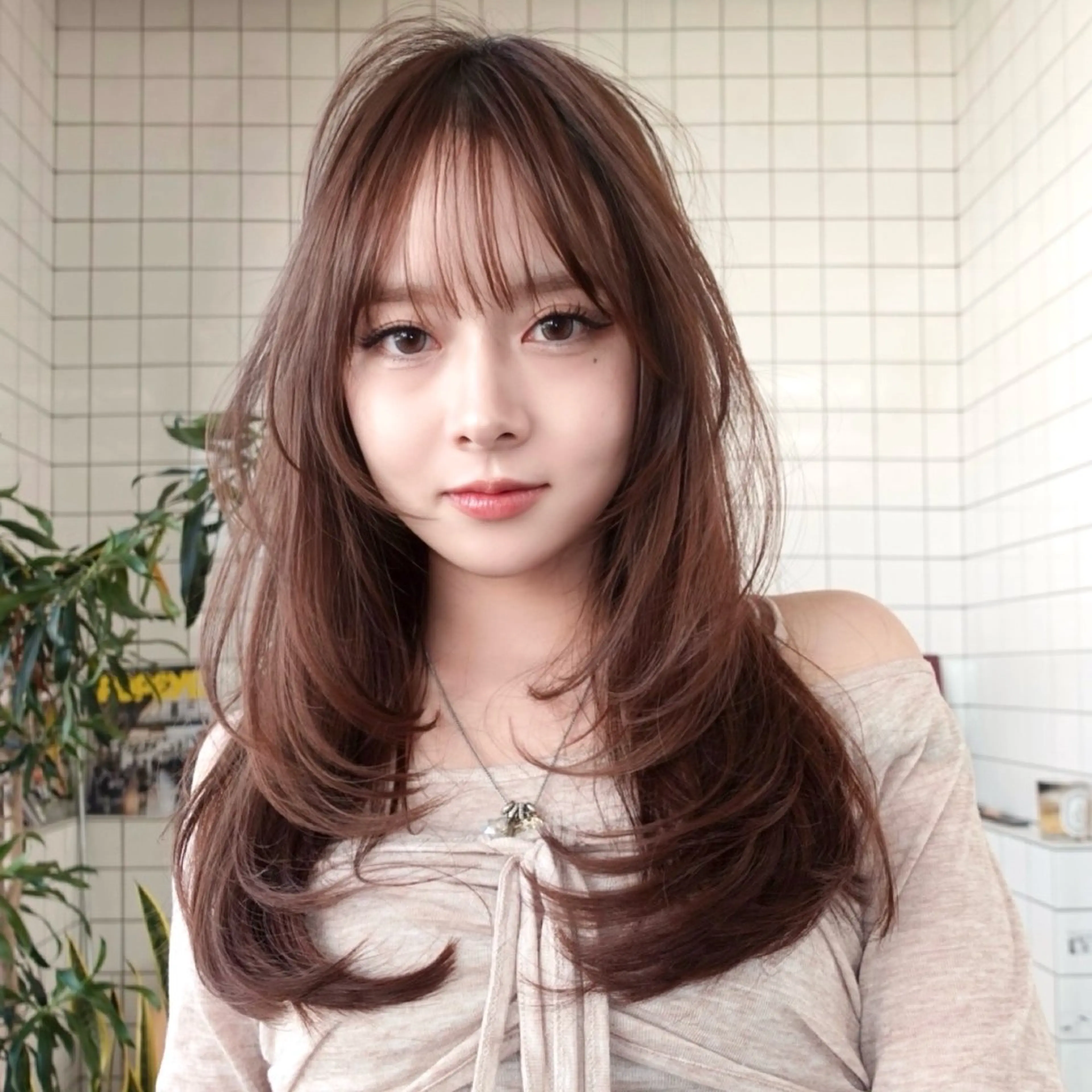 ロング カラー ブラウンカラー ナチュラルブラウン ハッシュカット ハイレイヤー レイヤーカット STUNNING.所属・レイヤーカット ボブ 渋谷のヘアスタイル